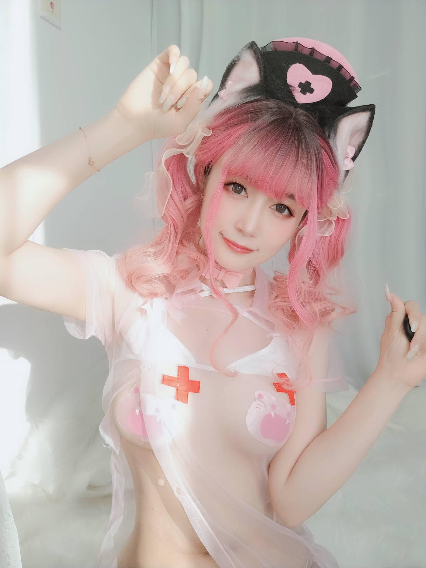 白银81 – NO.60 猫咪护士 [34P]插图1