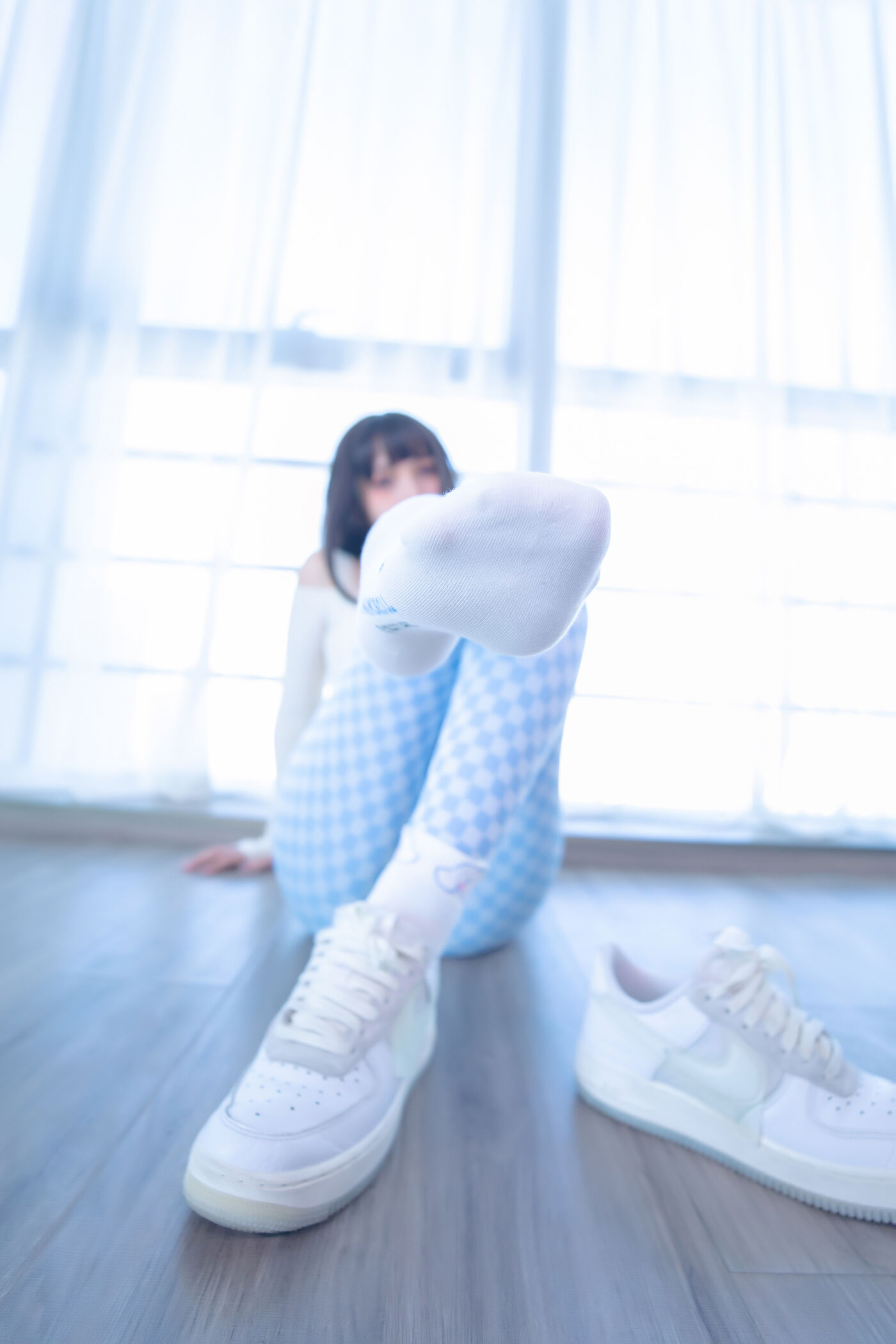 神楽坂真冬  蓝白格 [75P]插图5