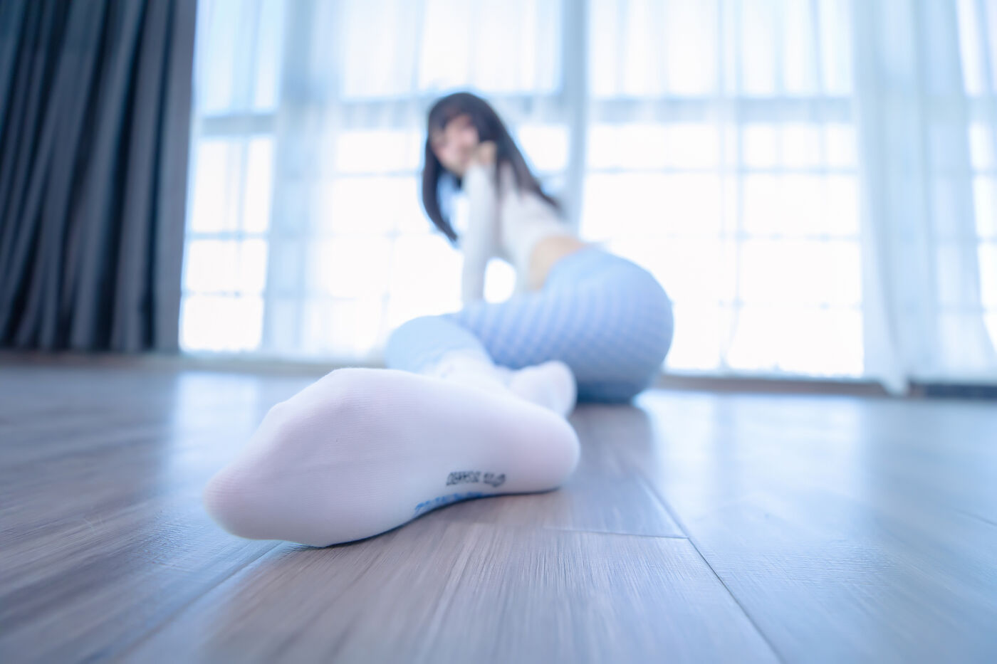 神楽坂真冬  蓝白格 [75P]插图3