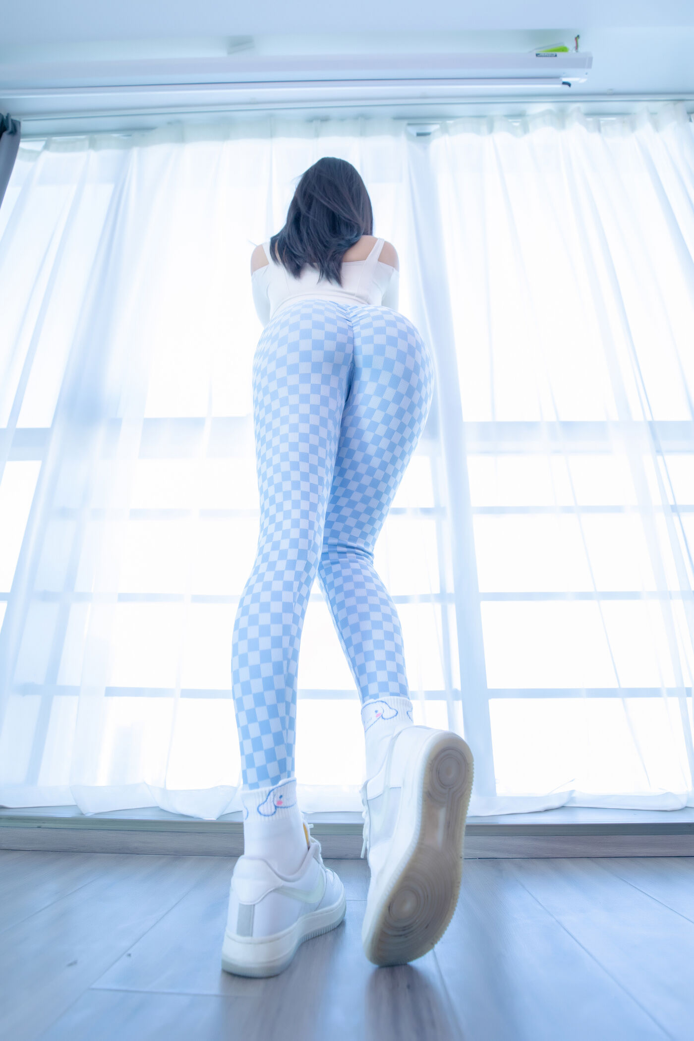 神楽坂真冬  蓝白格 [75P]插图