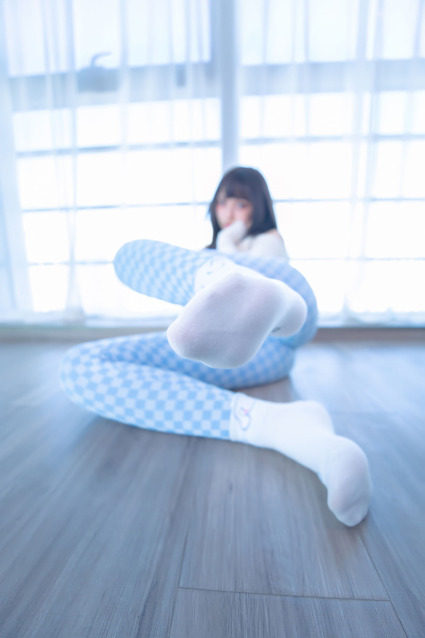 神楽坂真冬  蓝白格 [75P]插图1