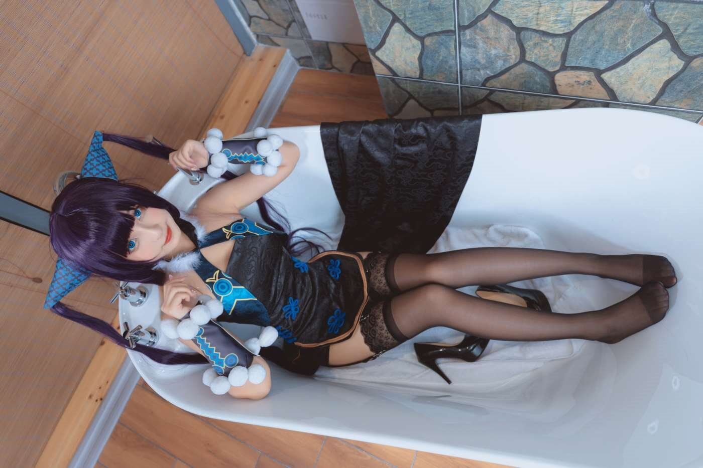 神楽坂真冬  極楽の氷 [150P]插图8