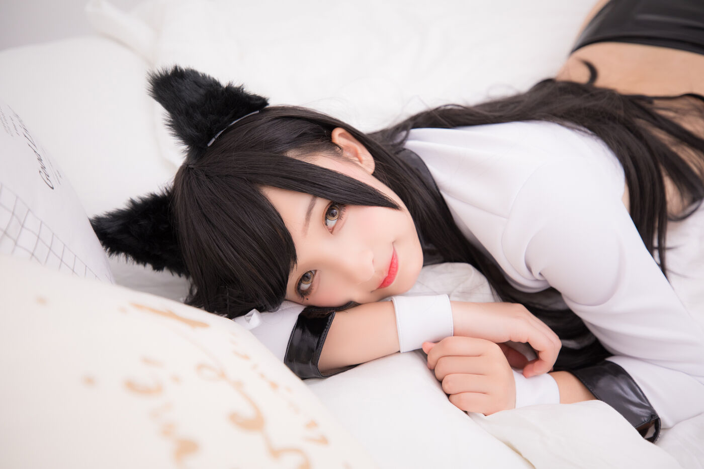 神楽坂真冬  ATAGO-LATEX VER (胶袜) [150P]插图