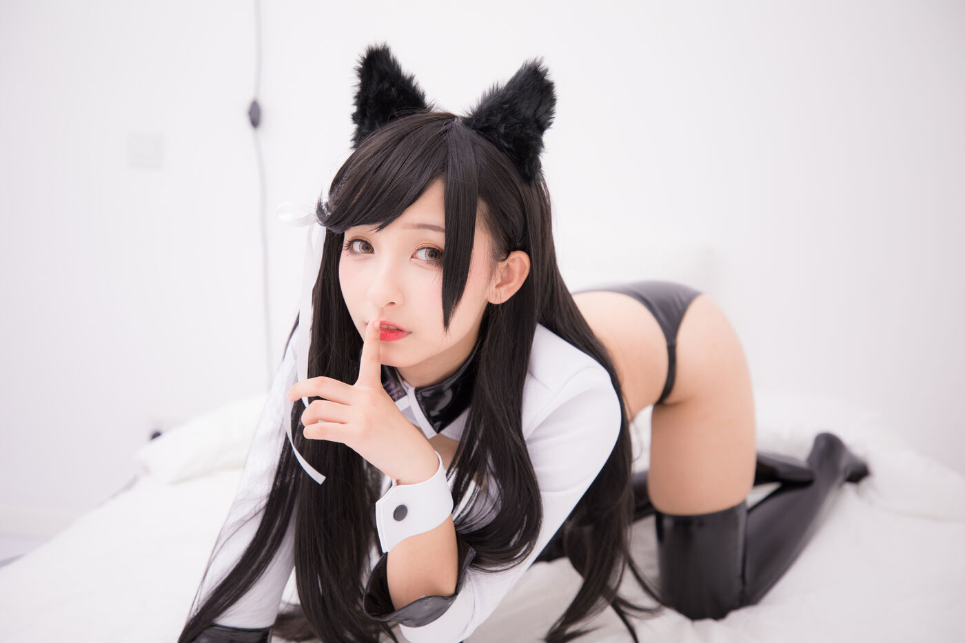 神楽坂真冬  ATAGO-LATEX VER (胶袜) [150P]插图2