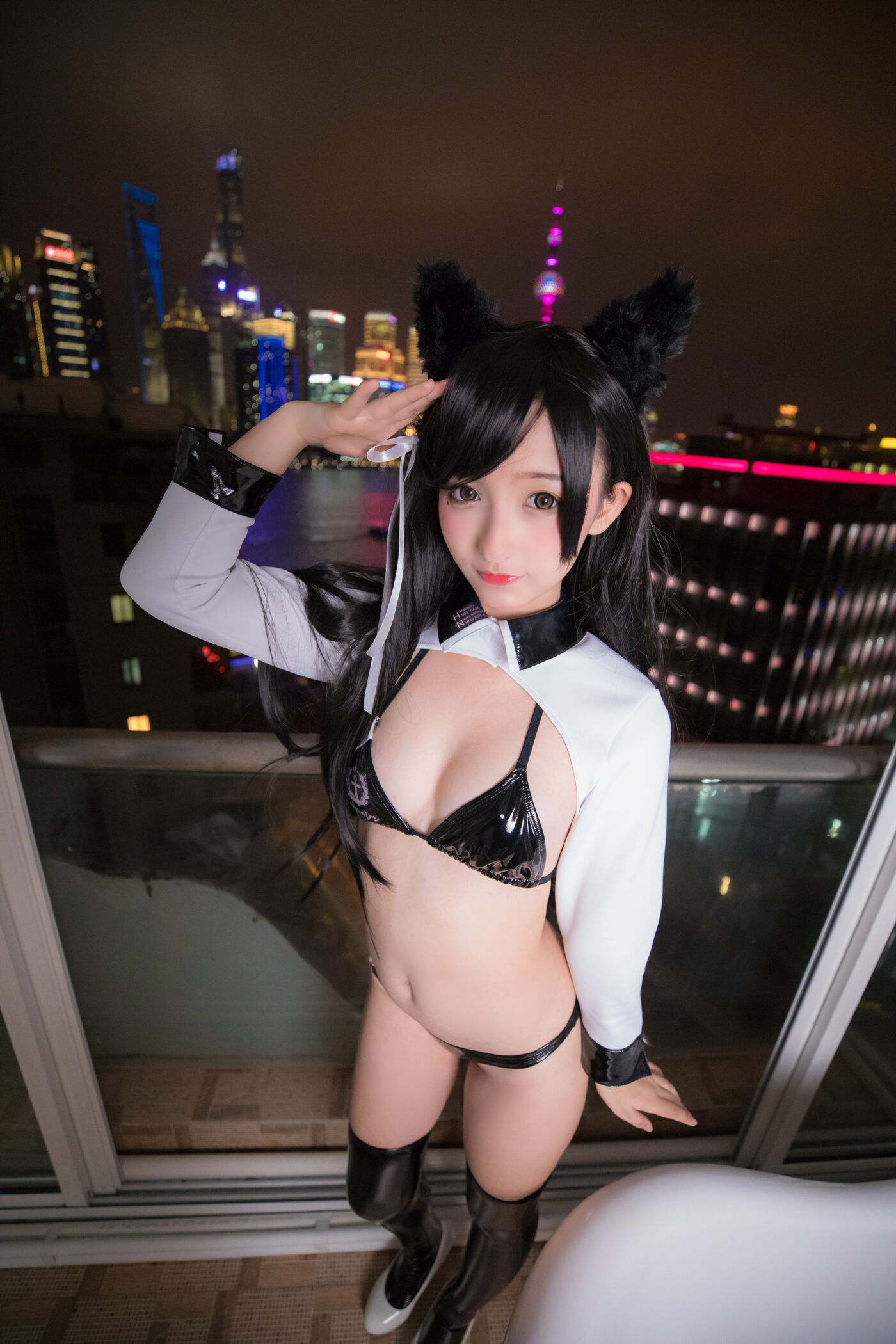 神楽坂真冬  ATAGO-LATEX VER (胶袜) [150P]插图2