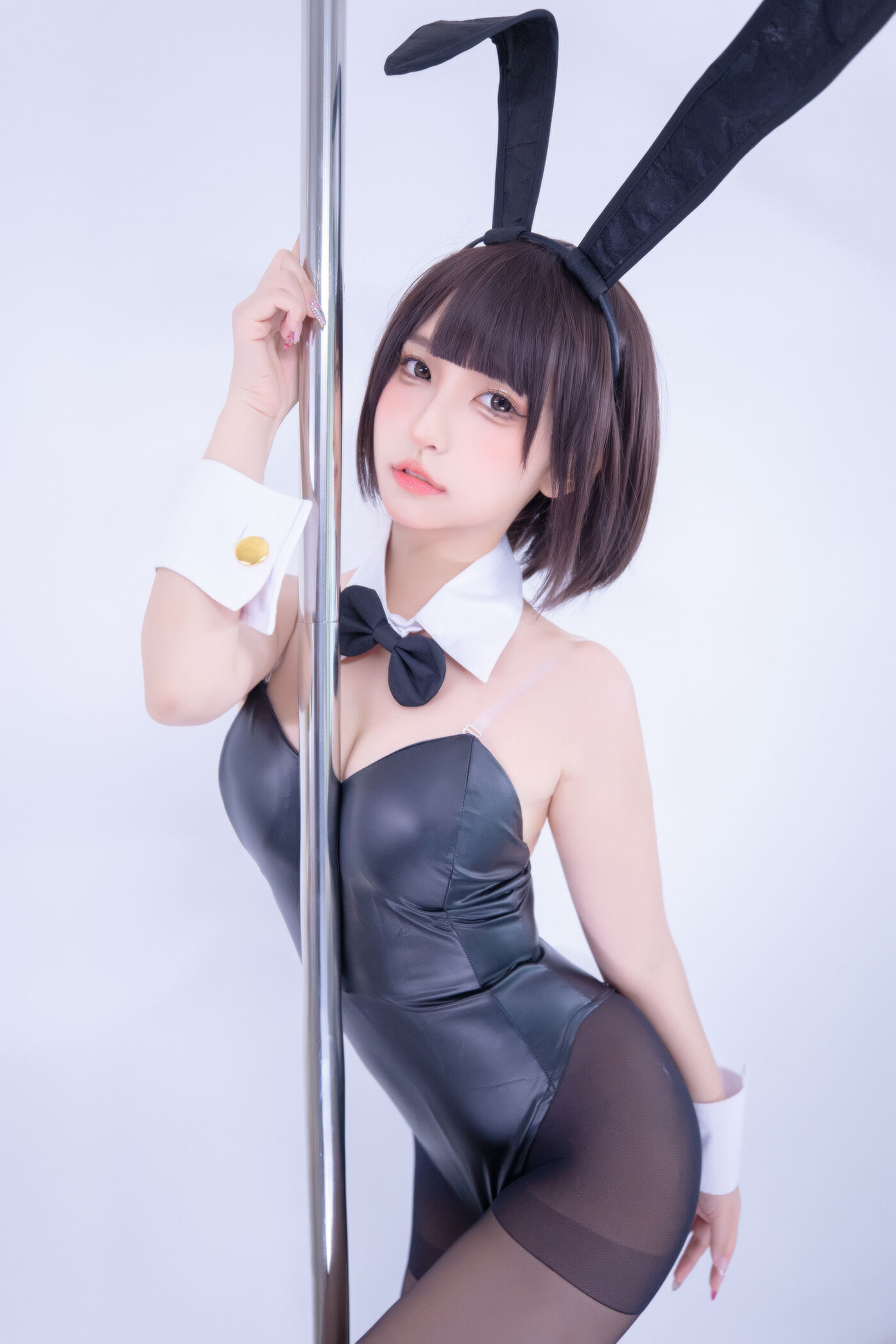 神楽坂真冬  兔女郎与钢管《バニーバブル》 [150P]插图2