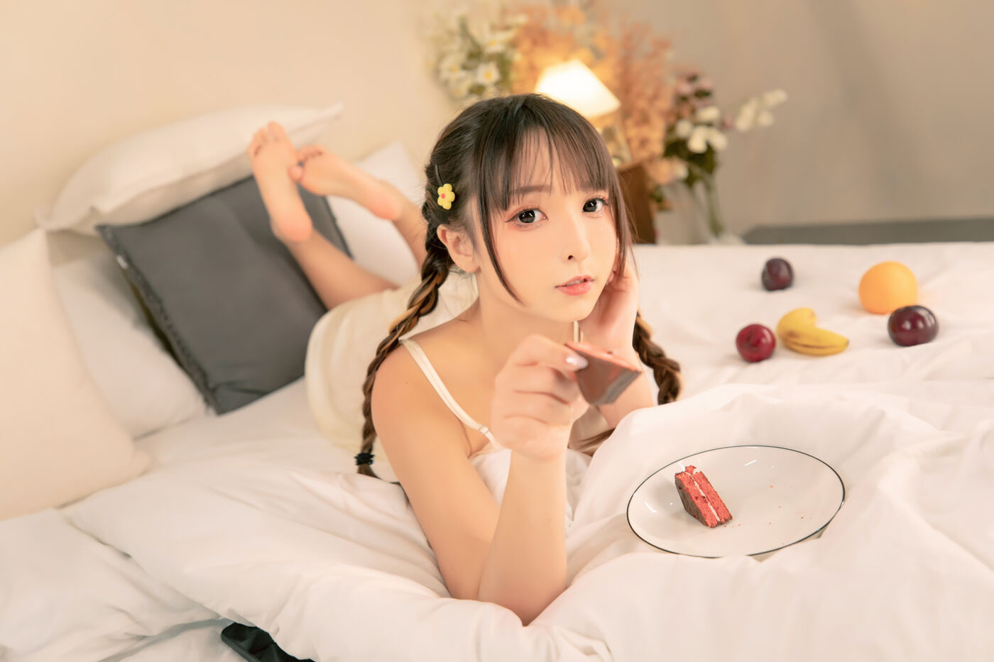 神楽坂真冬  ガールズパフェ》雪糕少女 (絶対企画) [150P]插图5
