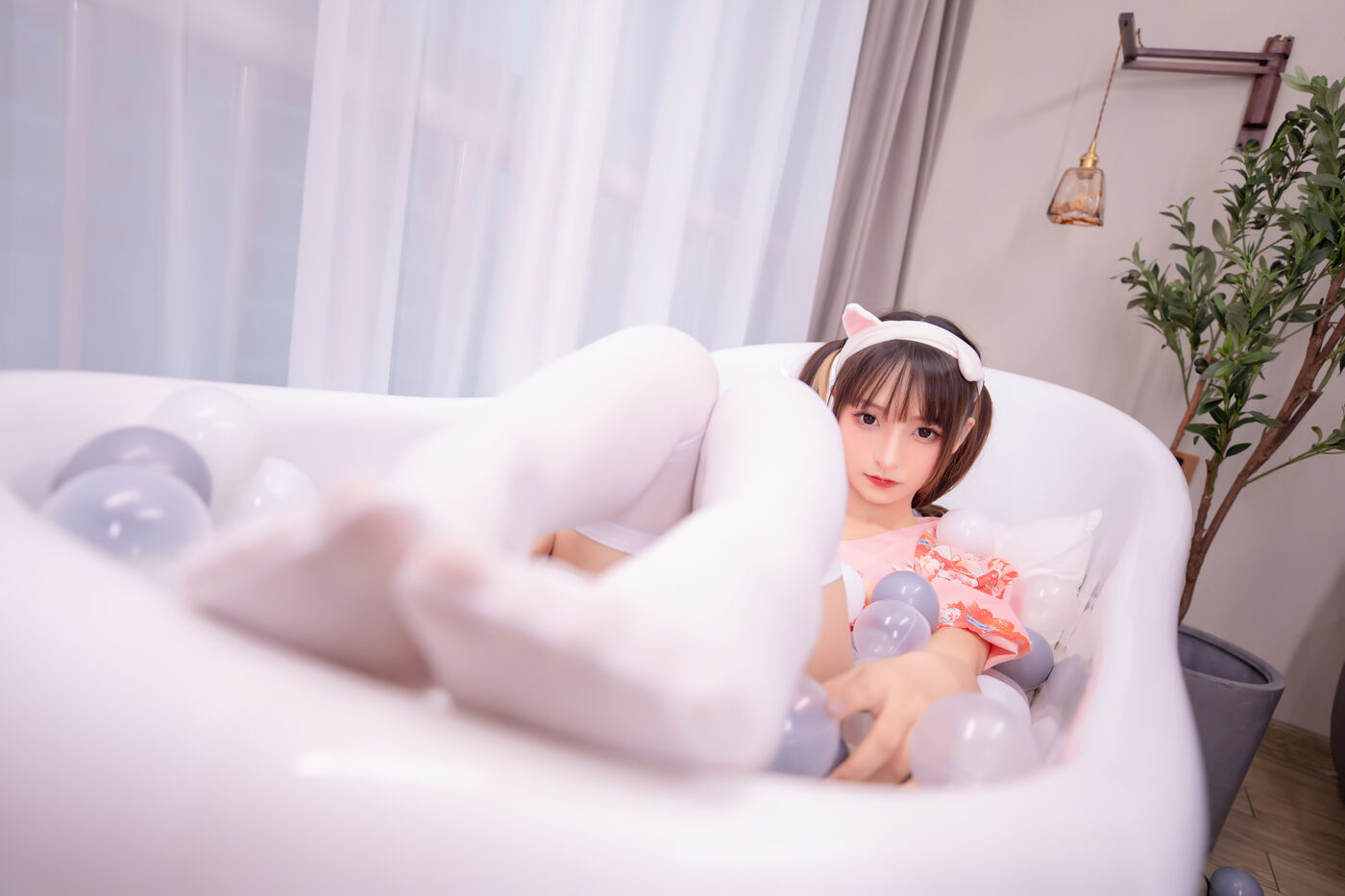 神楽坂真冬  ガールズパフェ》雪糕少女 (絶対企画) [150P]插图3