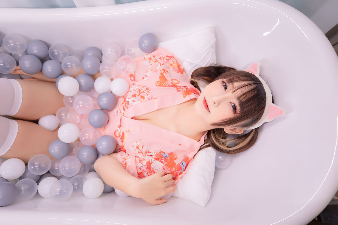 神楽坂真冬  ガールズパフェ》雪糕少女 (絶対企画) [150P]插图