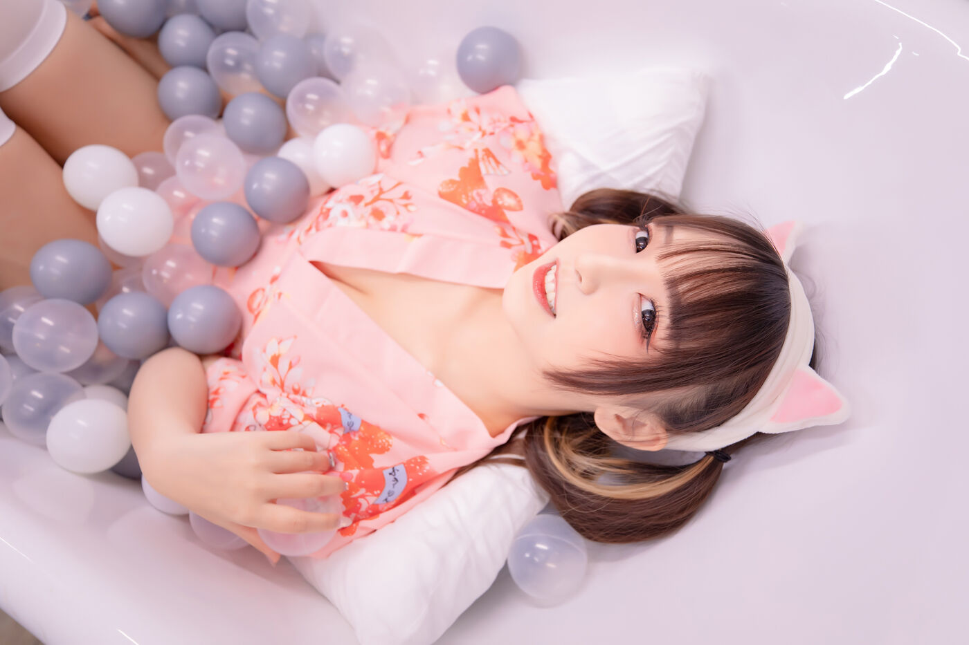 神楽坂真冬  ガールズパフェ》雪糕少女 (絶対企画) [150P]插图4