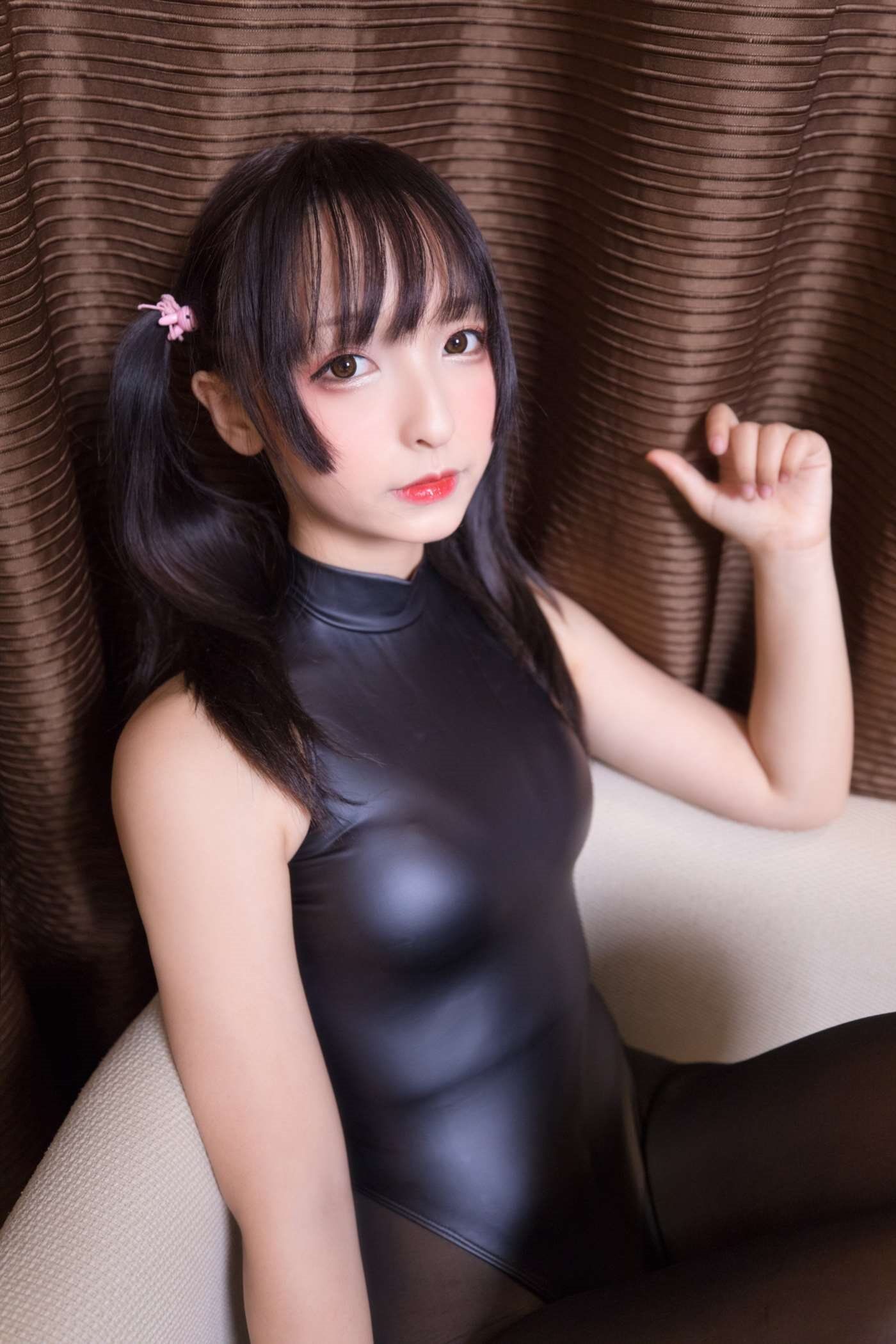 神楽坂真冬  《水の形》 [150P]插图1