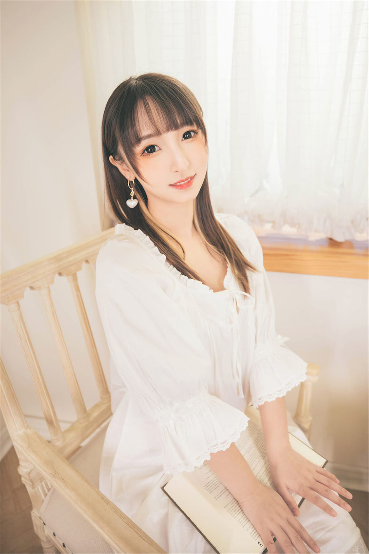 神楽坂真冬  許しの日》苦行修女 [150P]插图