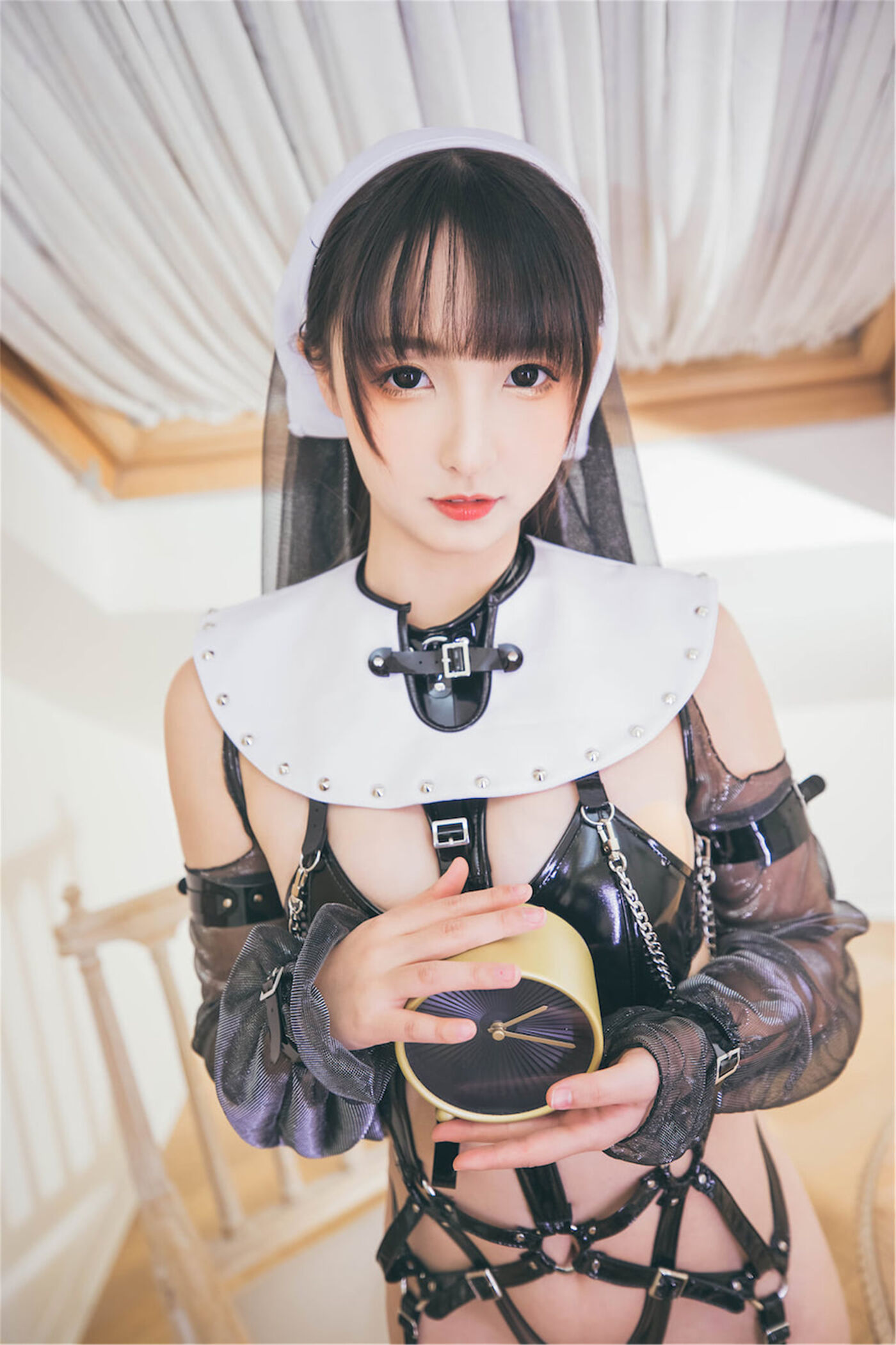 神楽坂真冬  許しの日》苦行修女 [150P]插图1