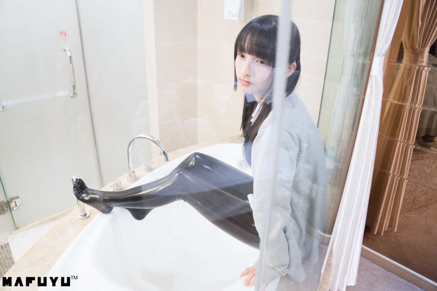 神楽坂真冬  胶袜系列 [80P]插图4