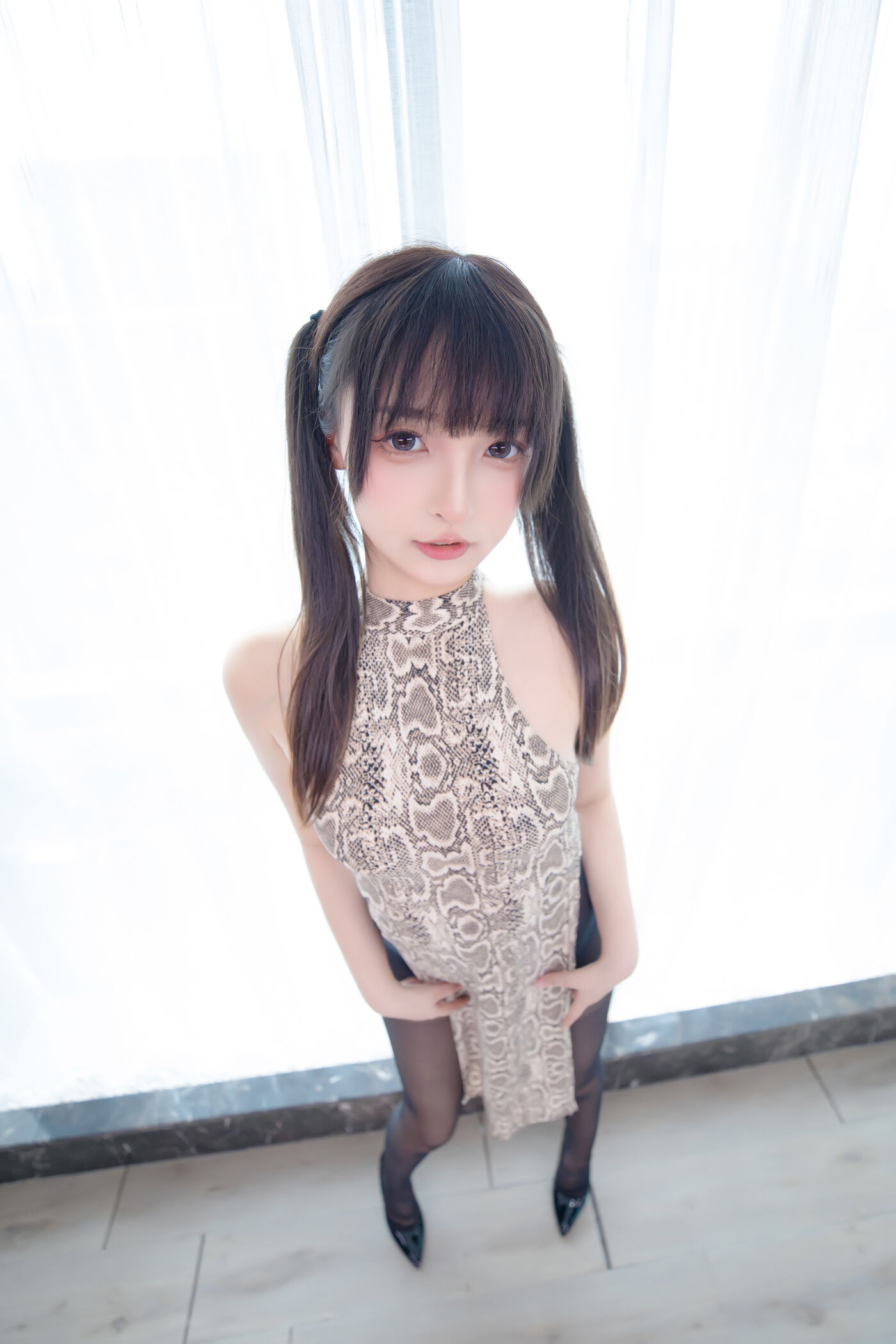 神楽坂真冬  蟒纹旗袍 [75P]插图
