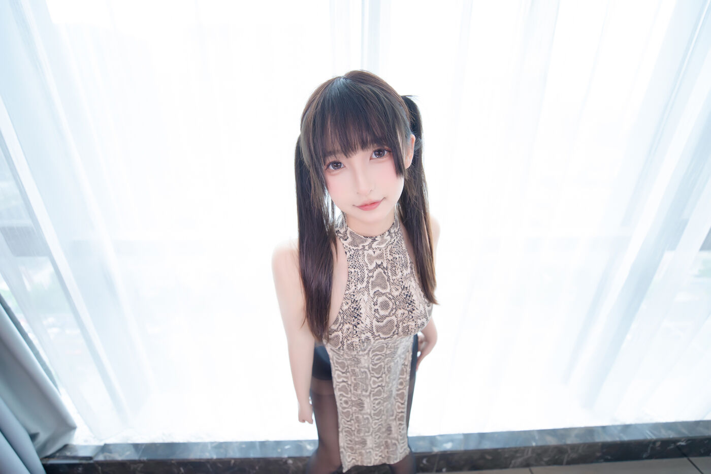 神楽坂真冬  蟒纹旗袍 [75P]插图4
