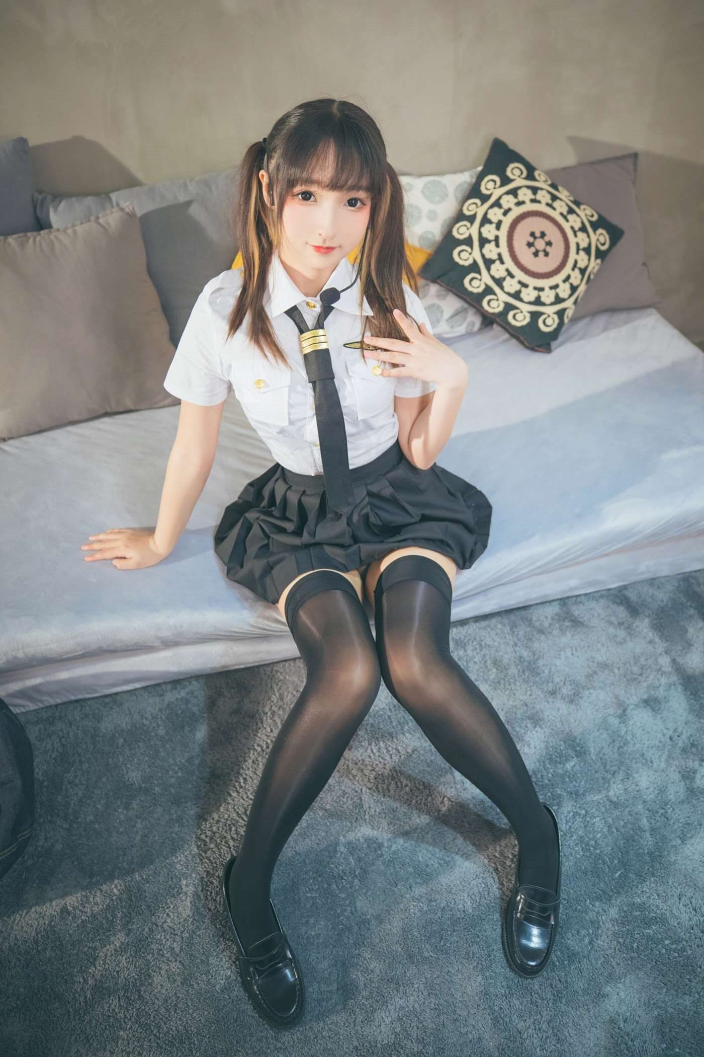 神楽坂真冬  お帰りなさい、指揮官》 [150P]插图2