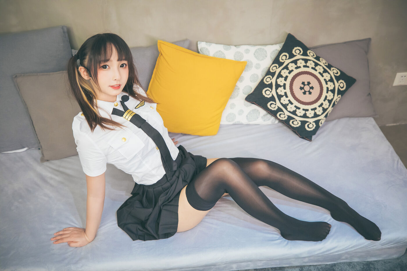 神楽坂真冬  お帰りなさい、指揮官》 [150P]插图2
