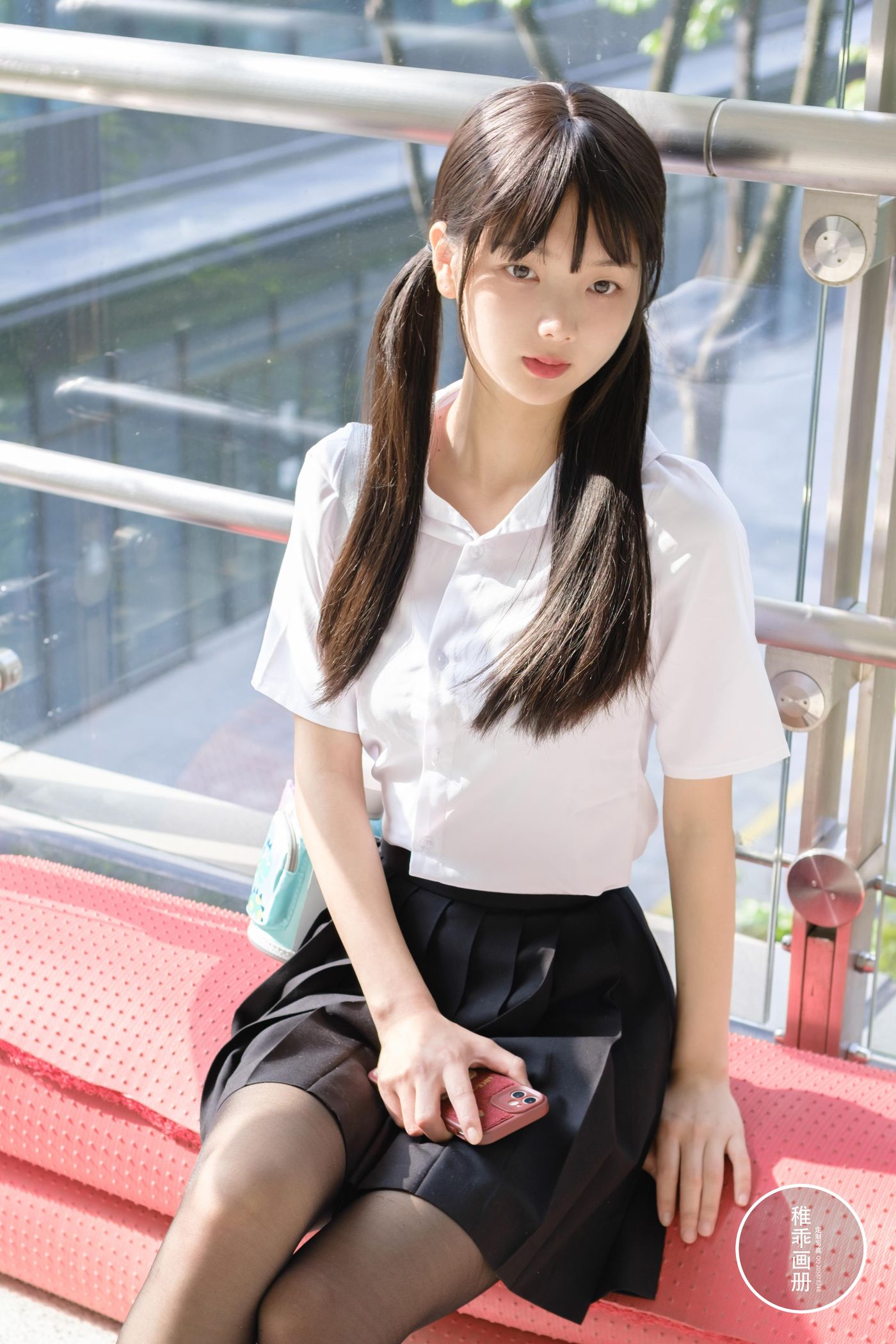 稚乖画册 夜夜 逛街13d黑丝 [60P]插图5