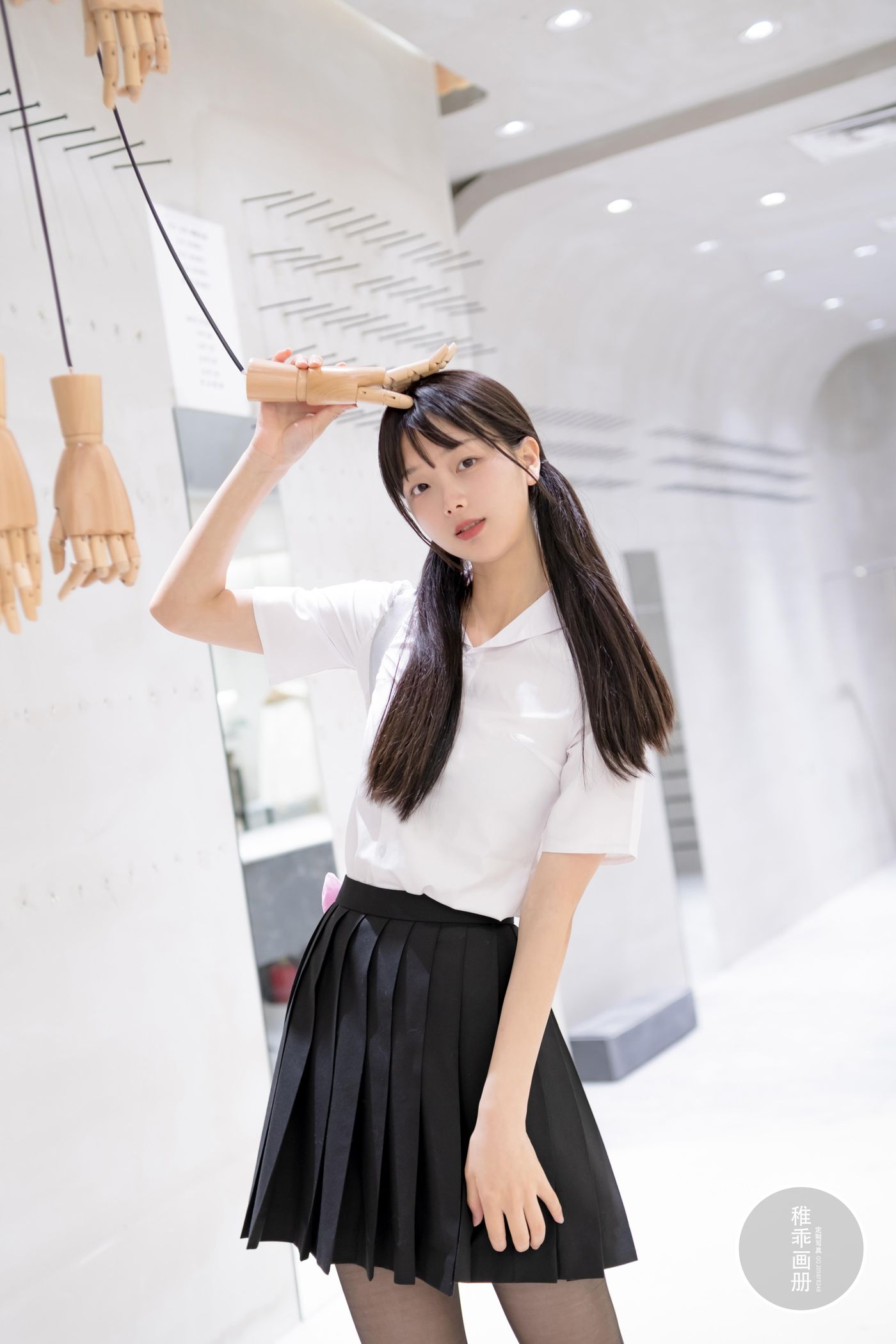 稚乖画册 夜夜 逛街13d黑丝 [60P]插图3