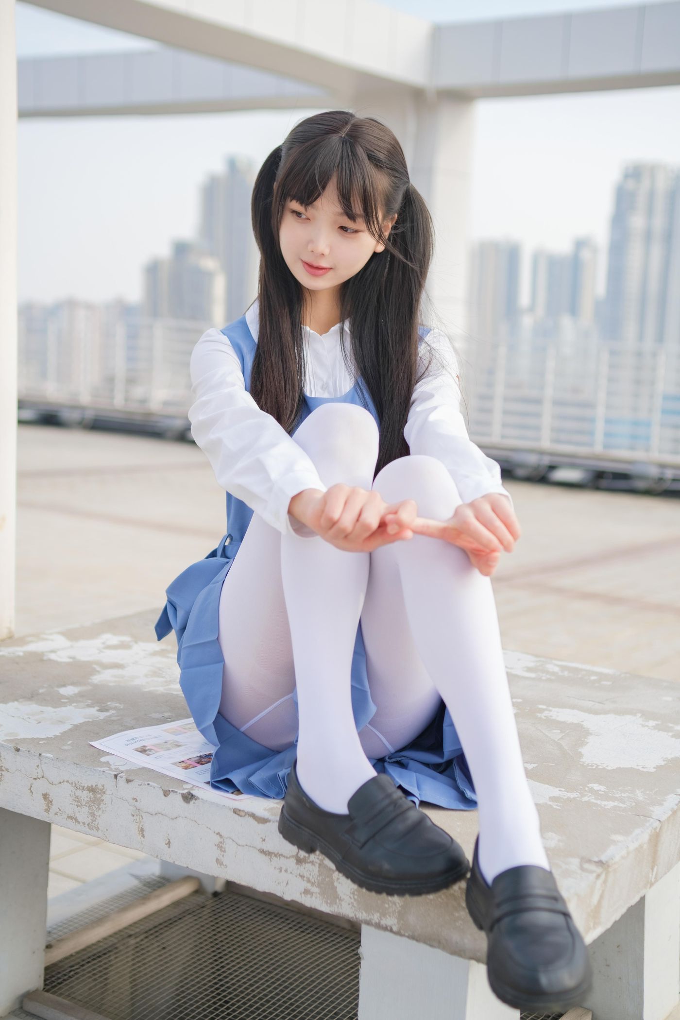 稚乖画册 晴空-02 夜夜 天台真空80d白丝 [79P]插图5