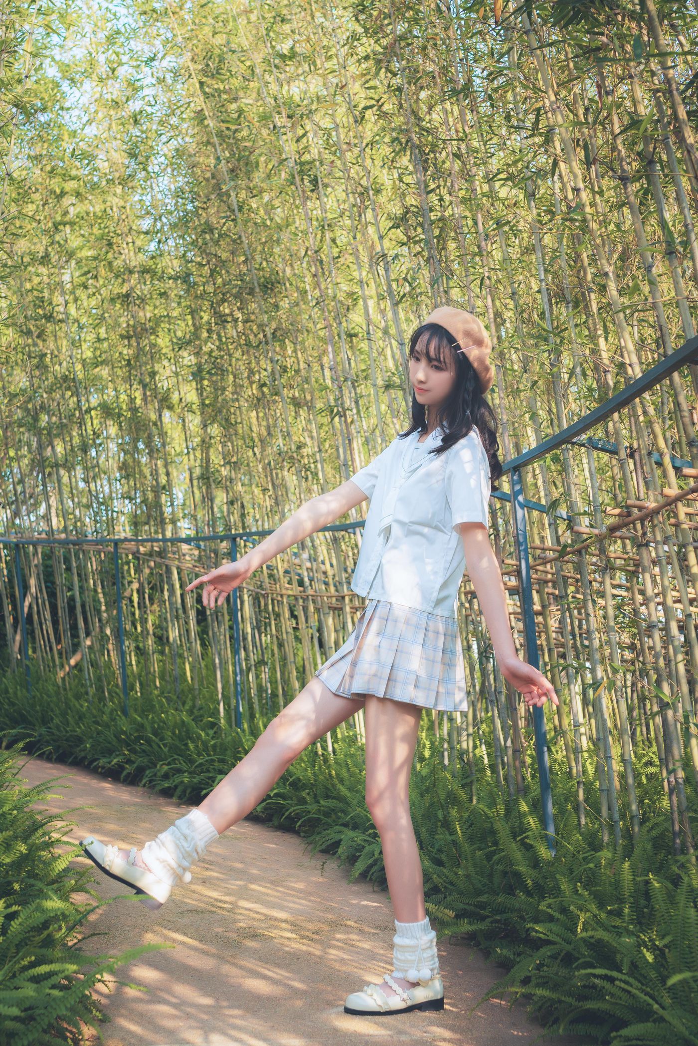 西呱呀呀呀 NO.002 白云森林短袖无外套 [39P]插图5