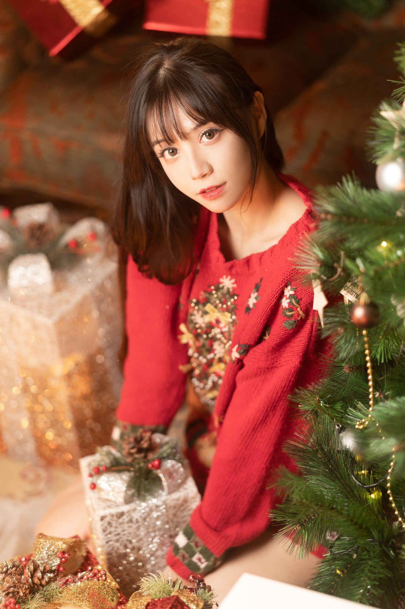 贰加六 NO.016 红色圣诞节[37P]插图1