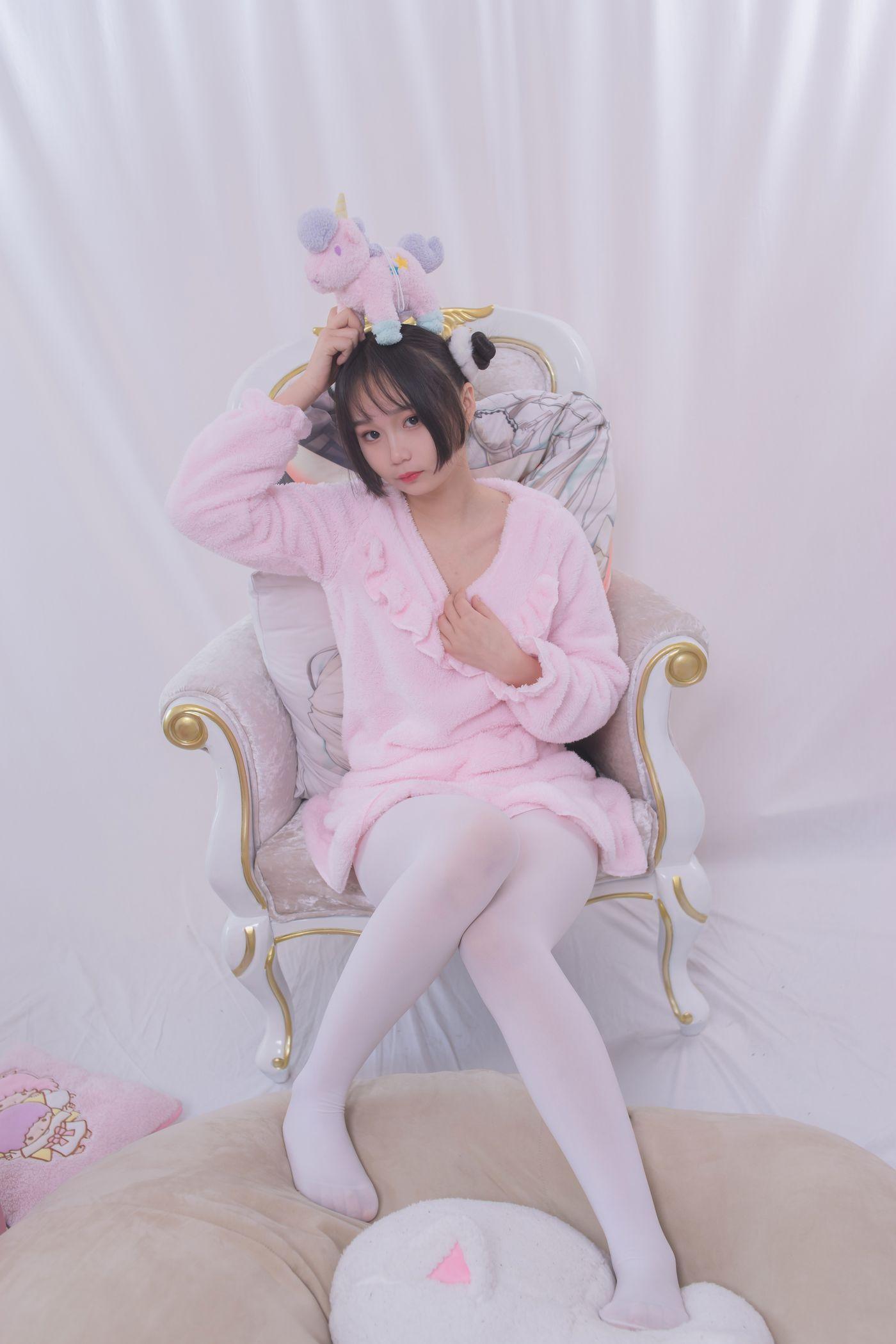 轻兰映画 VOL.017[77P]插图4