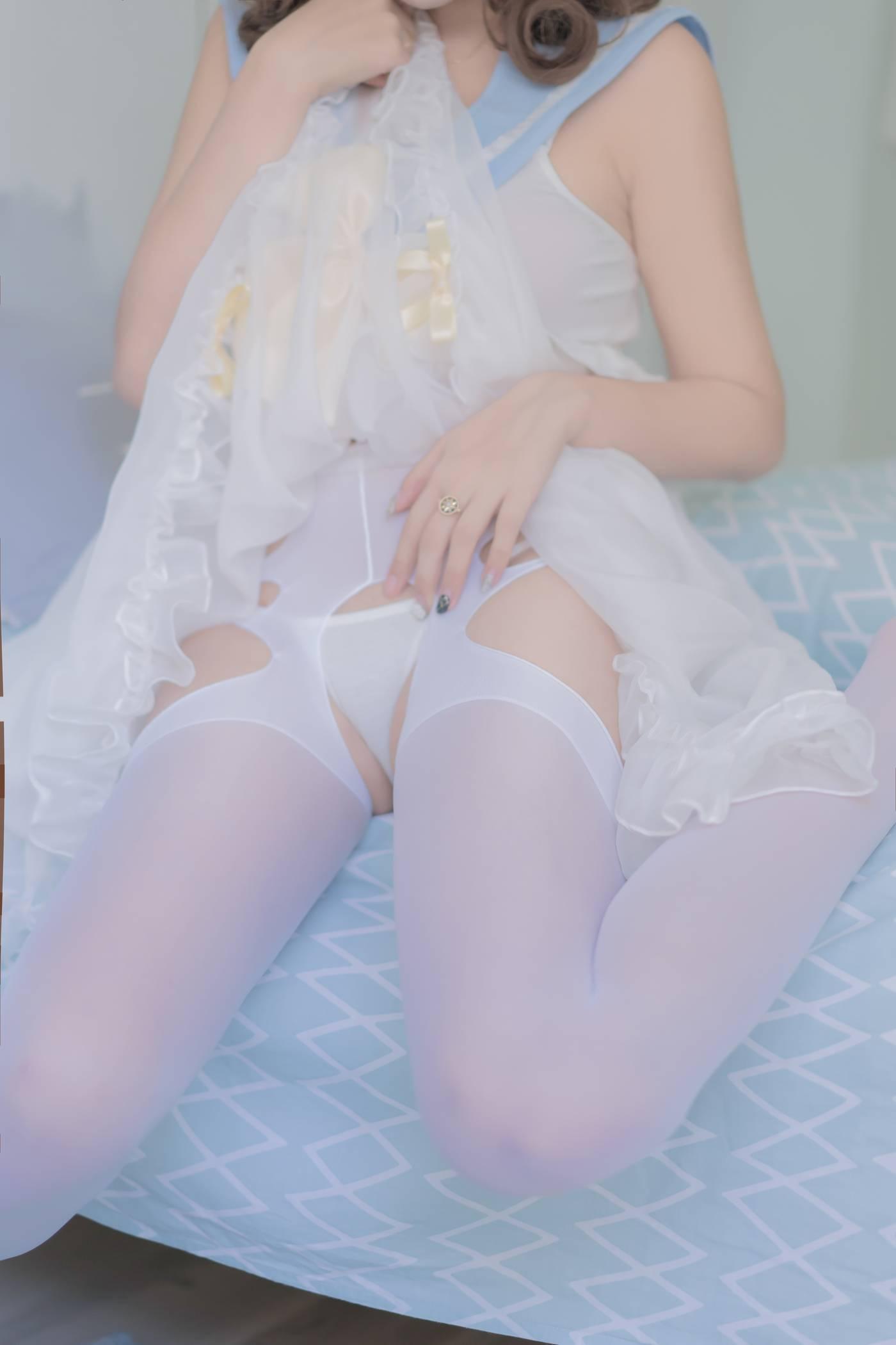 过期米线线喵 – NO.71 喝汽水 [55P]插图7