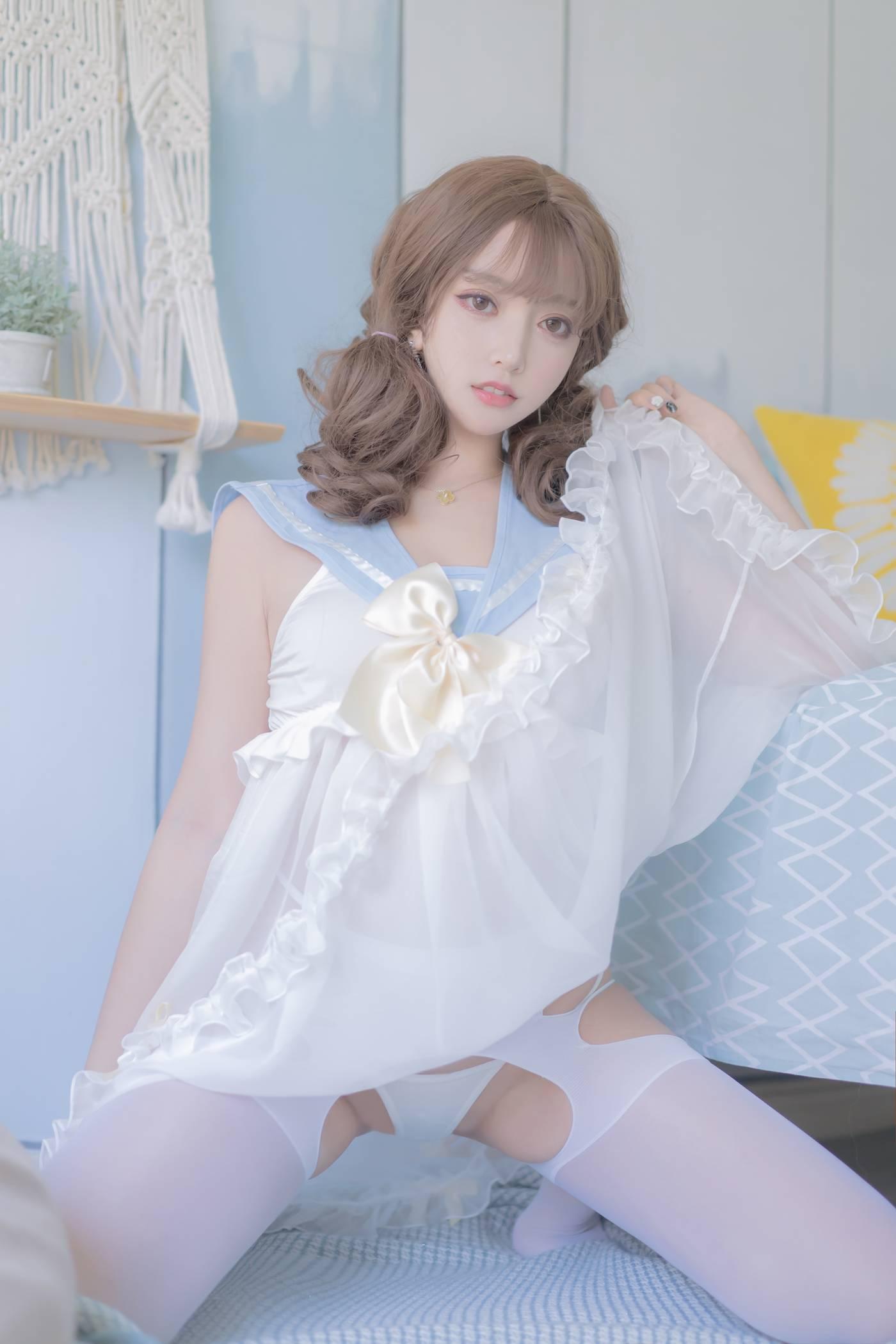 过期米线线喵 – NO.71 喝汽水 [55P]插图1