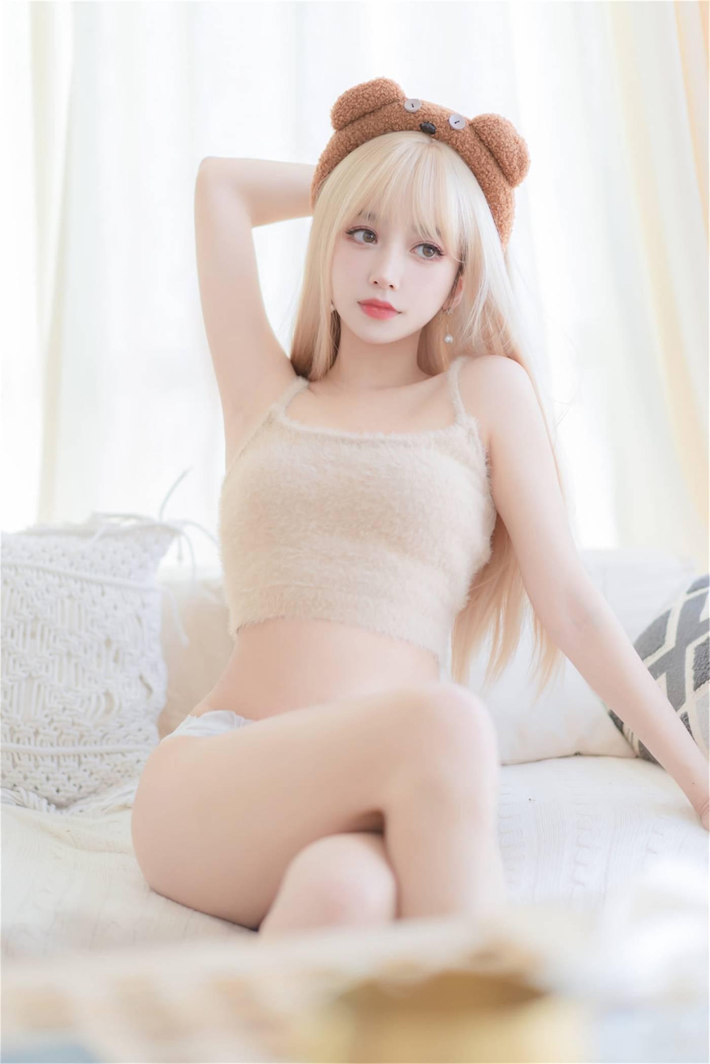 过期米线线喵 – NO.135 小熊软糖 [66P]插图