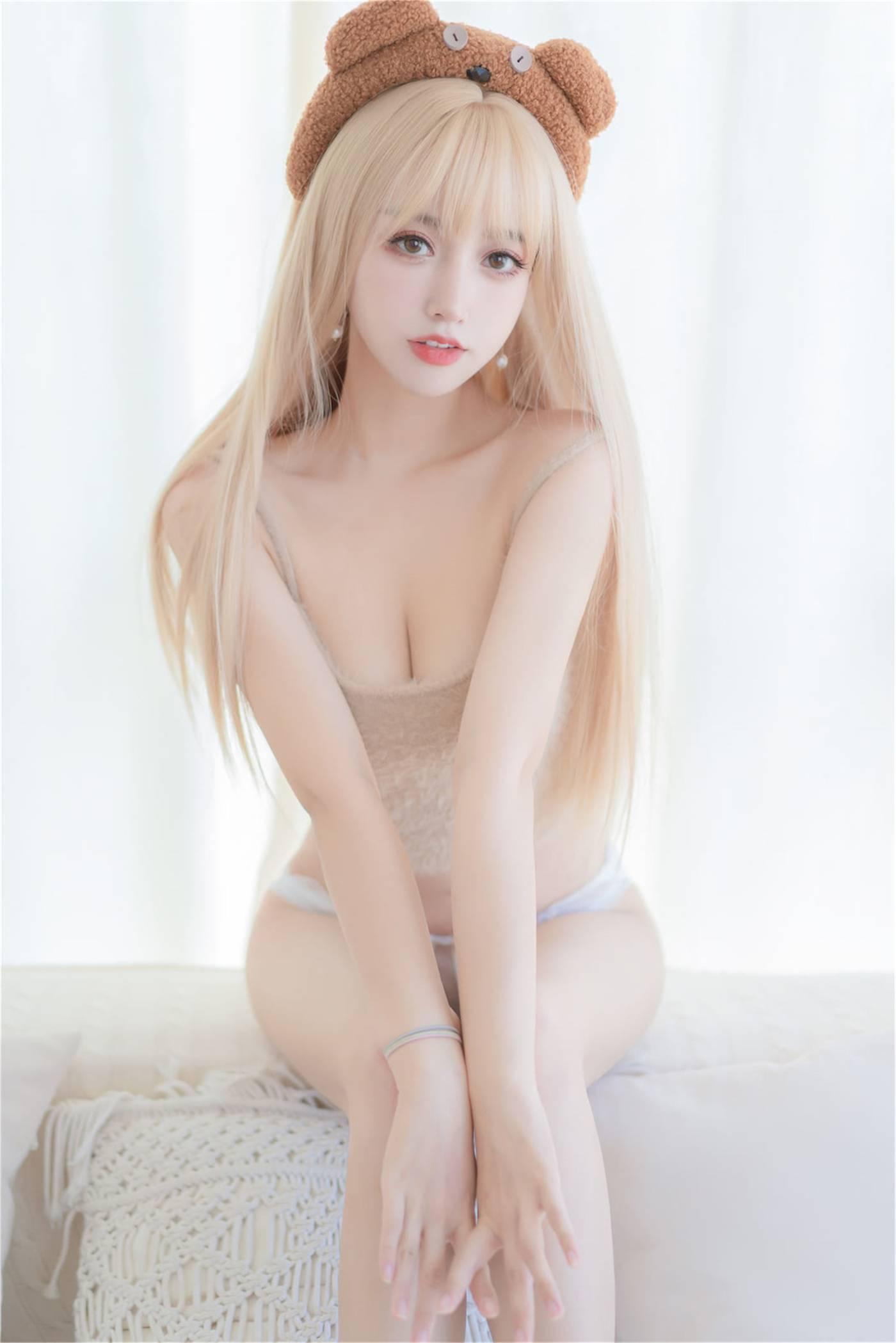 过期米线线喵 – NO.135 小熊软糖 [66P]插图3