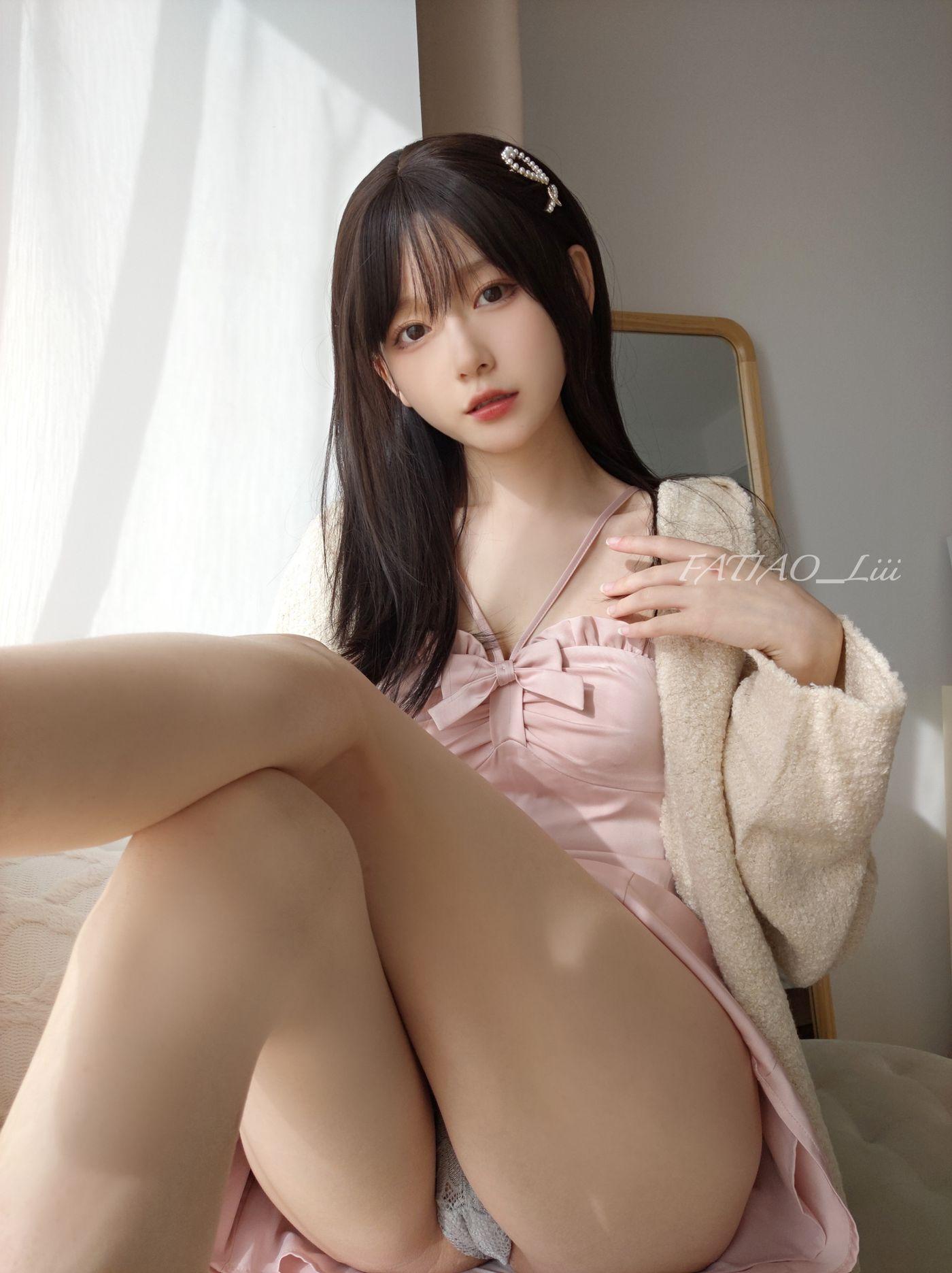 迷之呆梨 NO.025 fantia 2022年11月合集-2022-11-17  あなたの隣に住んでいるお姉さん♡ [20P]插图8