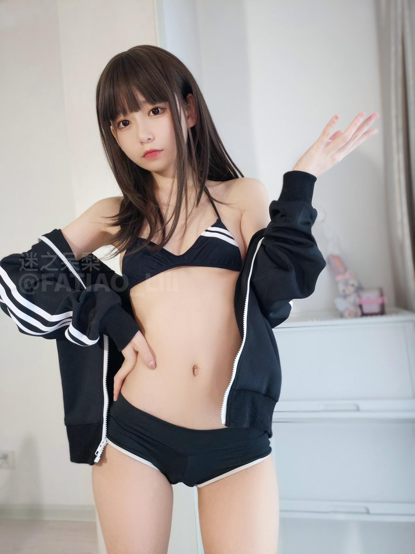 迷之呆梨 NO.012 fantia 2022年01月合集-【20220128】スポーツウェア[23P]插图2