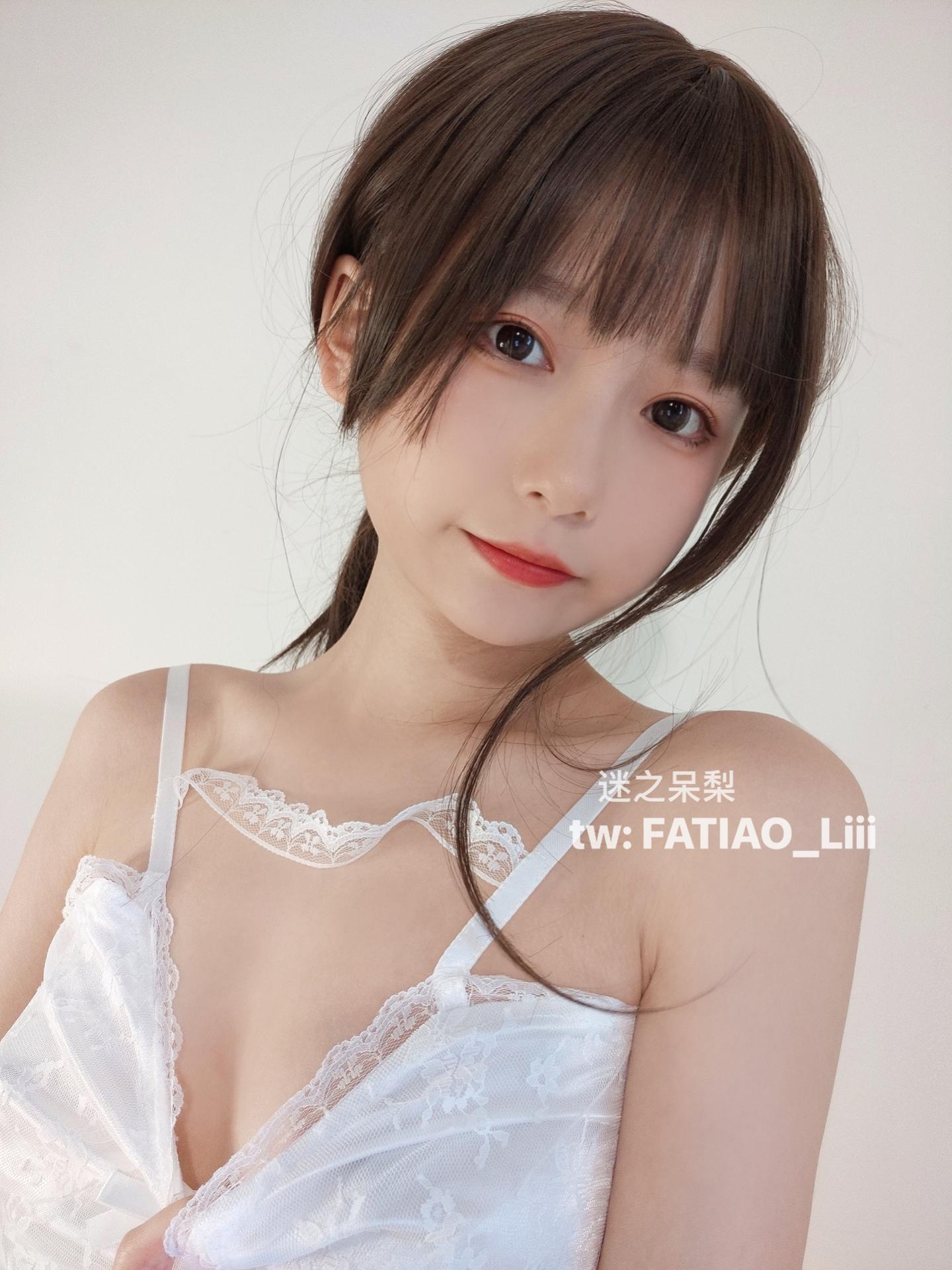 迷之呆梨 NO.008 fantia 2021年09月合集-【20210921】楽しい休暇[16P]插图1
