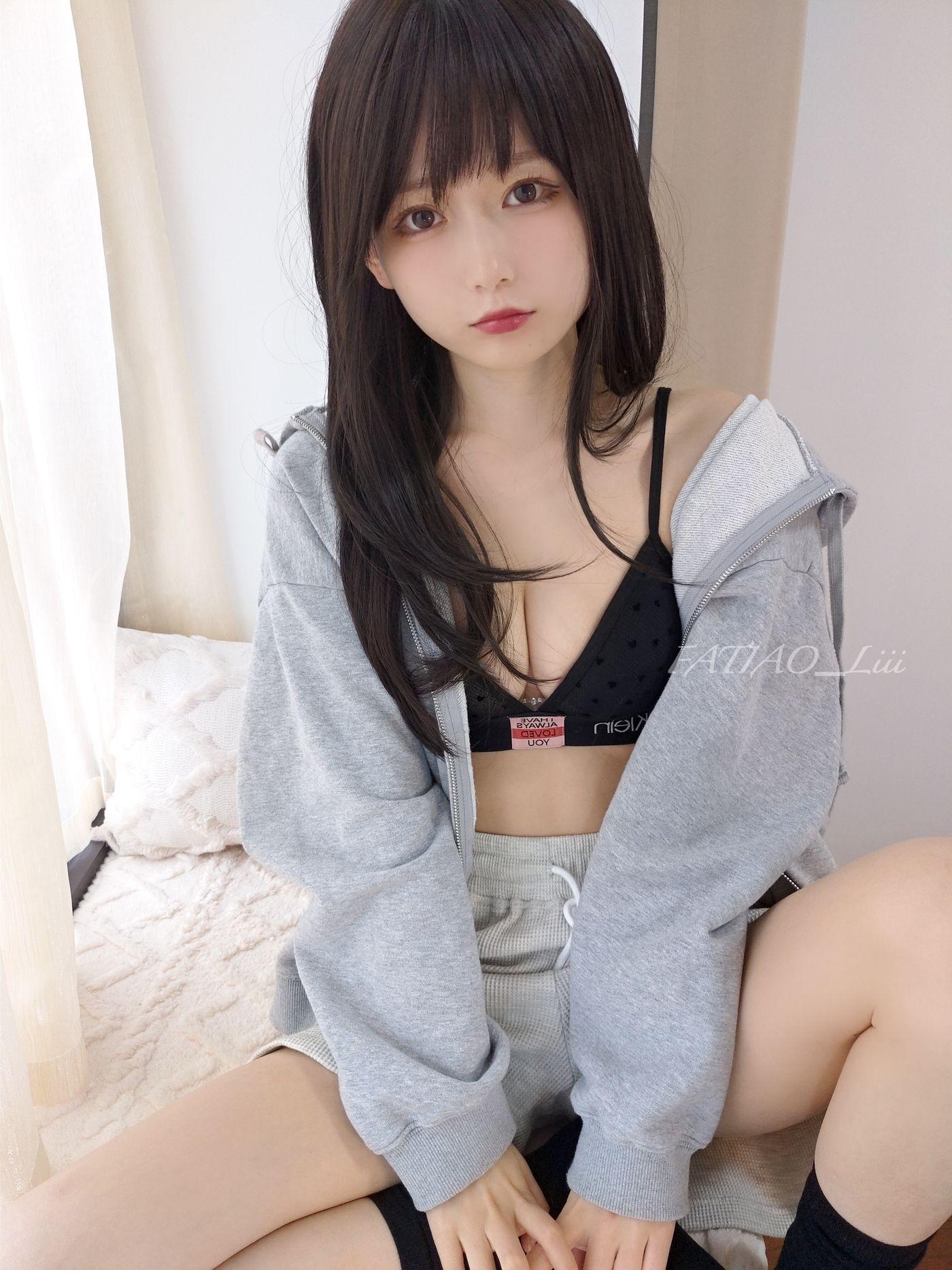 迷之呆梨 NO.022 fantia 2022年09月合集-2022-09-01 9月 秋装? [17P]插图6