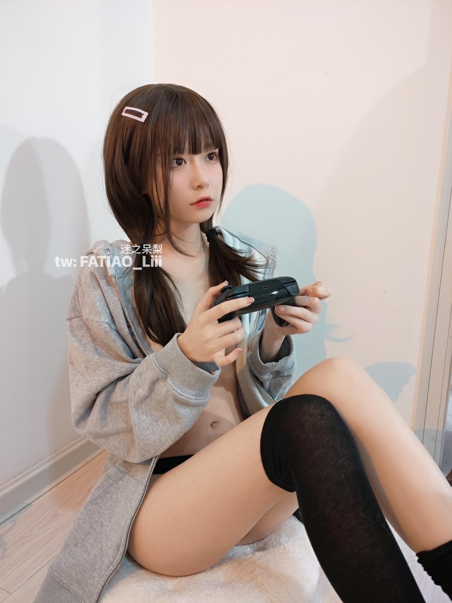 迷之呆梨 NO.010 fantia 2021年11月合集-【20211116】宅女[19P]插图9