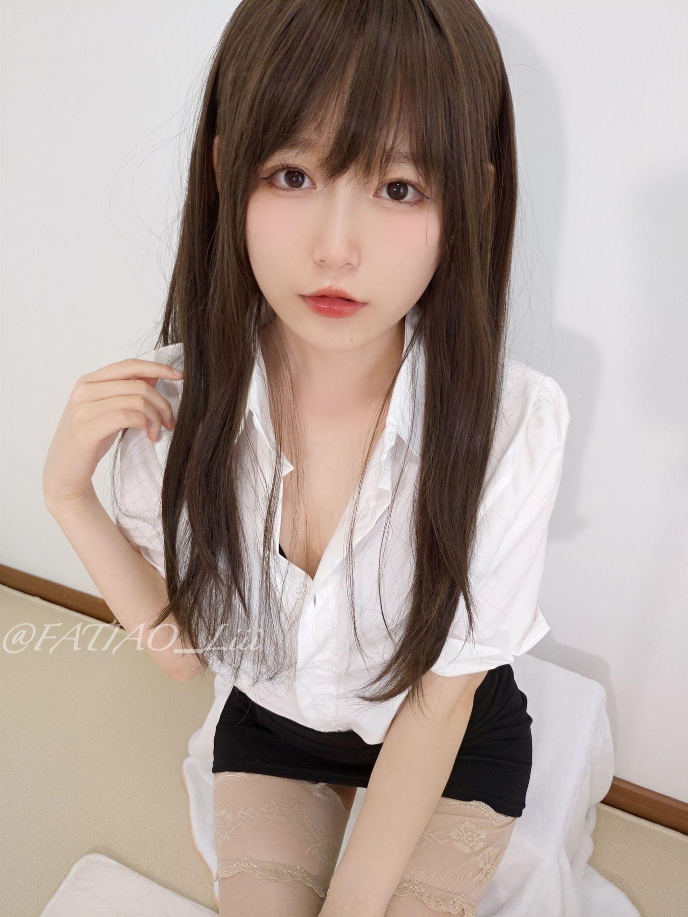 迷之呆梨 NO.016 fantia 2022年05月合集-【20220514】オフィス暑い~[18P]插图7