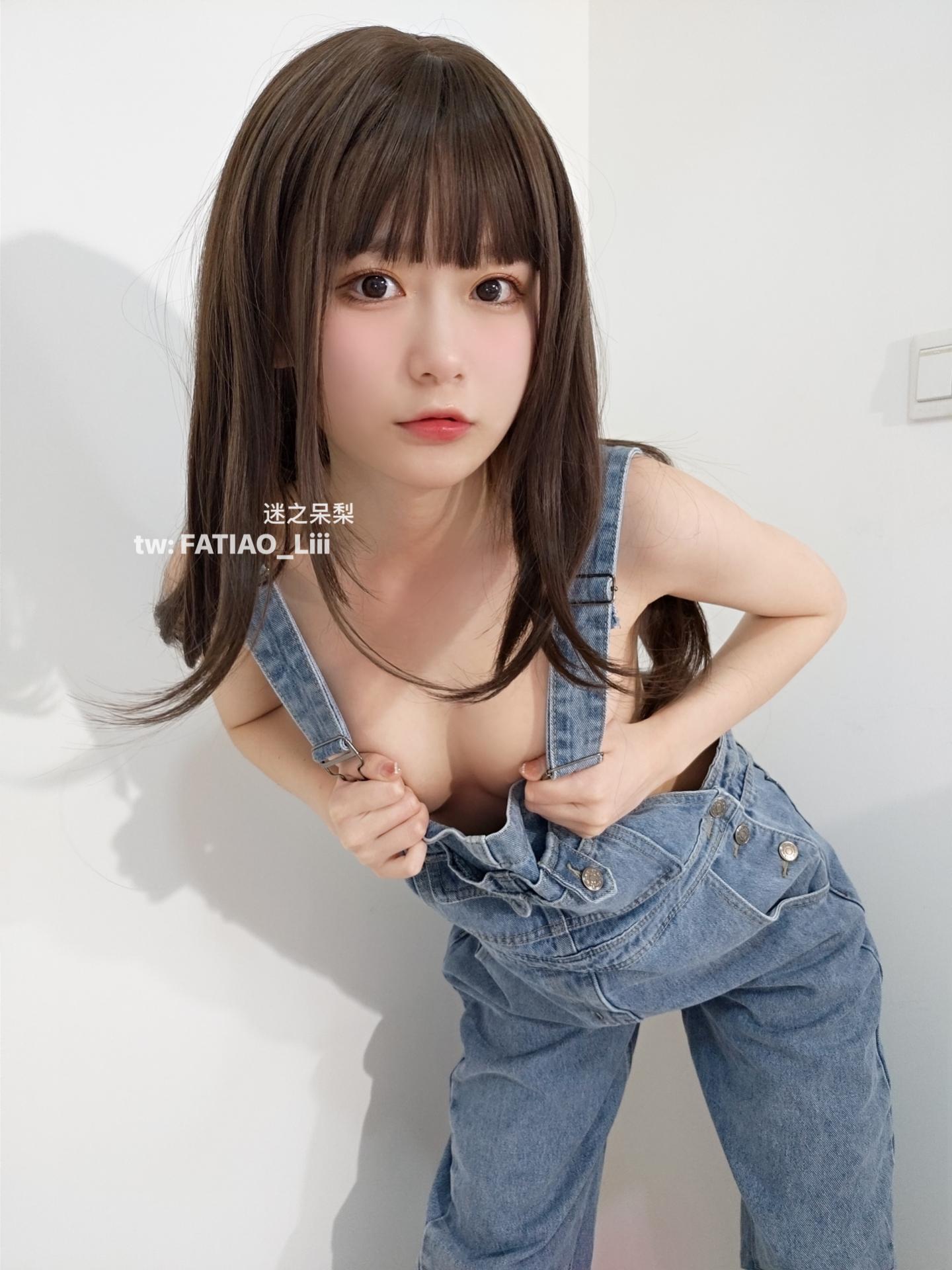 迷之呆梨 NO.010 fantia 2021年11月合集-【20211109】ストラップのジーンズ[19P]插图6