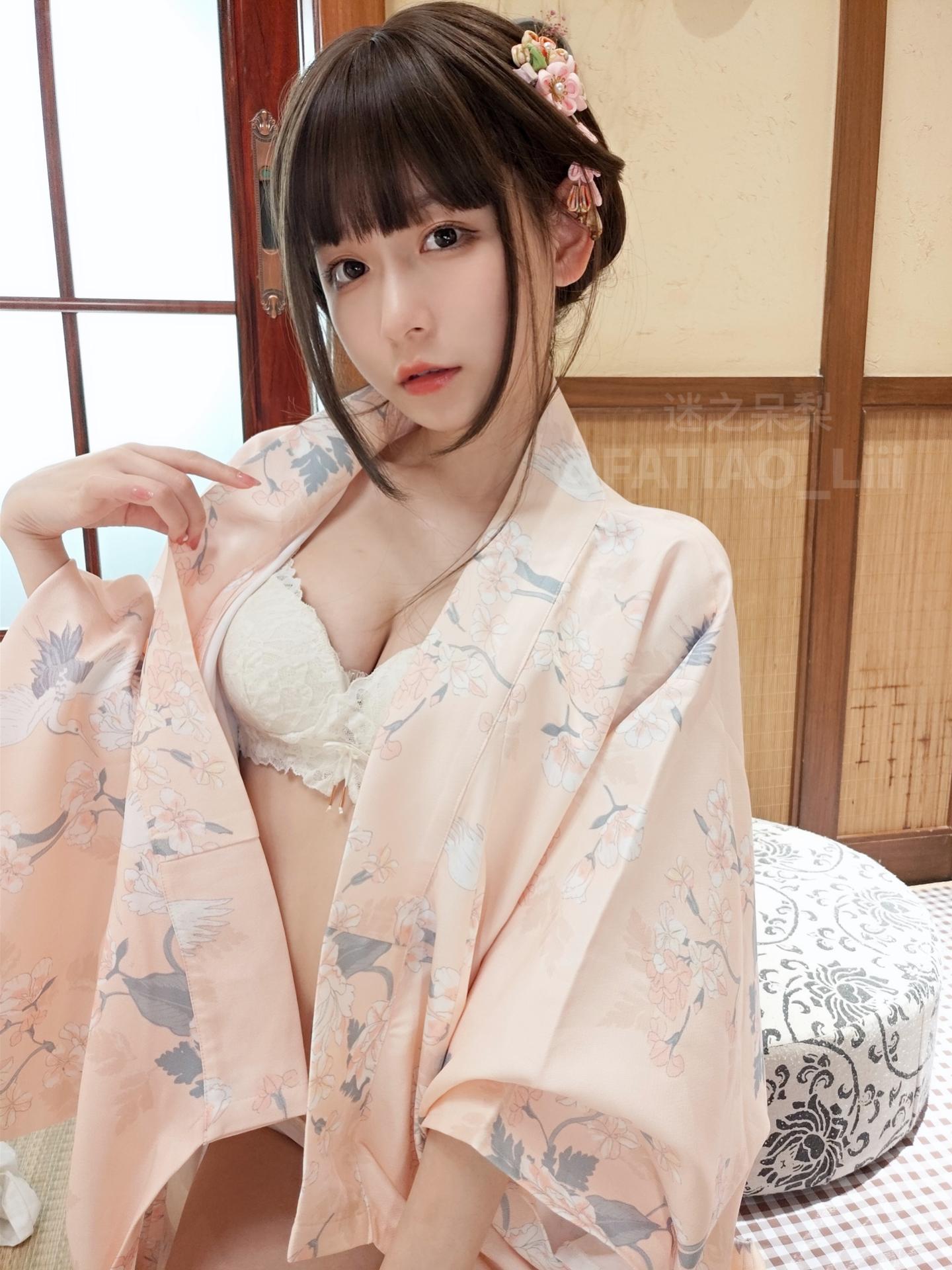 迷之呆梨 NO.013 fantia 2022年02月合集-【20220213】ピンクの着物[20P]插图3