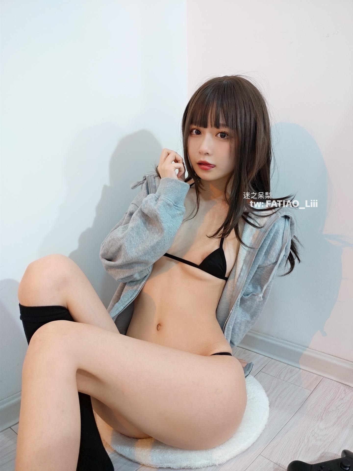 迷之呆梨 NO.010 fantia 2021年11月合集-【20211130】ポッキーが欲しいですか？[23P]插图7