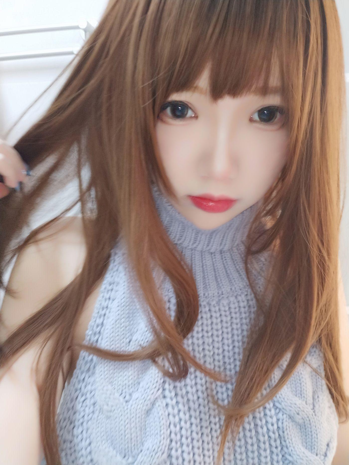雪晴Astra NO.021 黑丝漏背毛衣[155P]插图4
