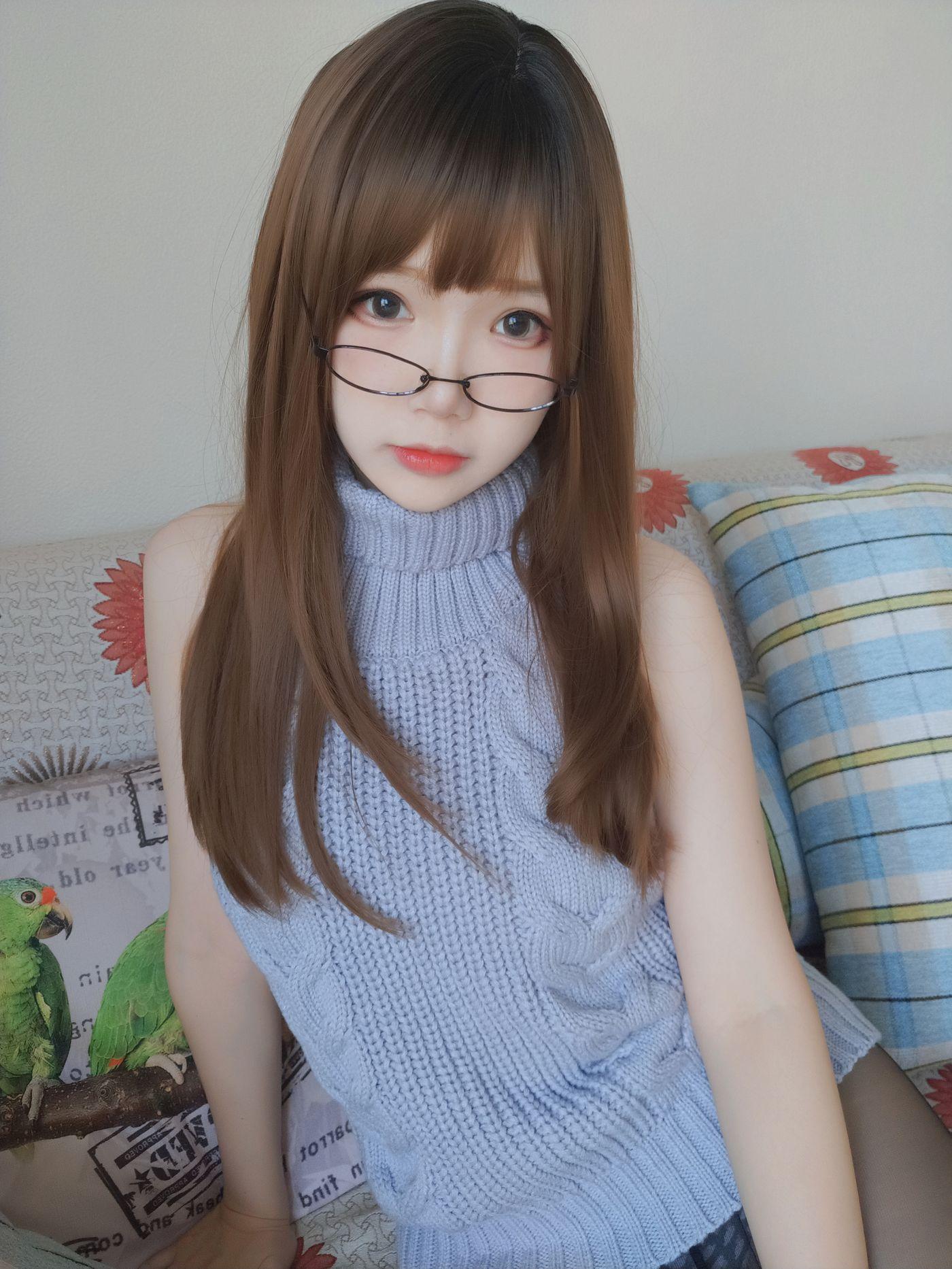 雪晴Astra NO.021 黑丝漏背毛衣[155P]插图3