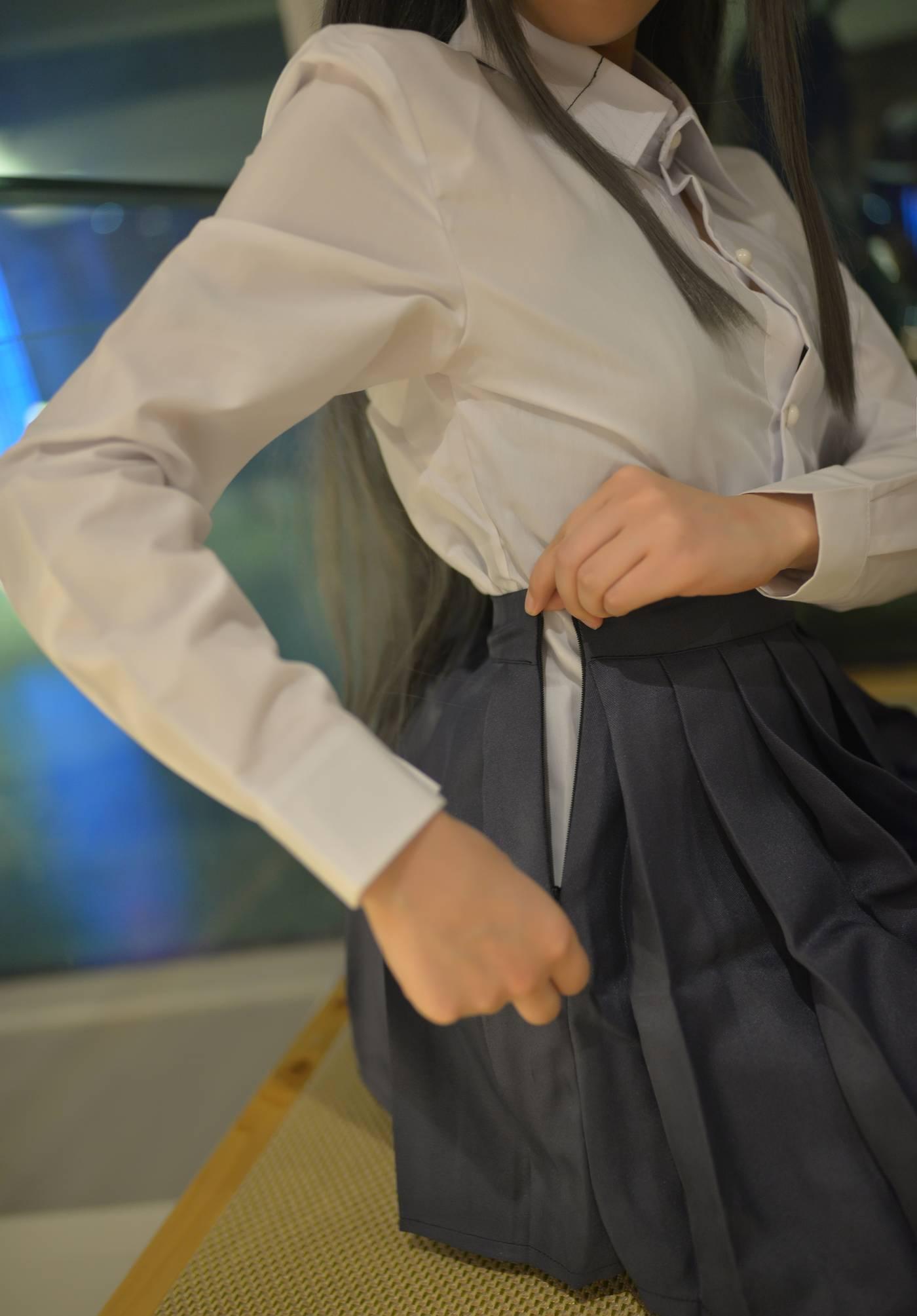 雪琪SAMA – NO.38 麻衣制服兔女郎 [58P]插图4