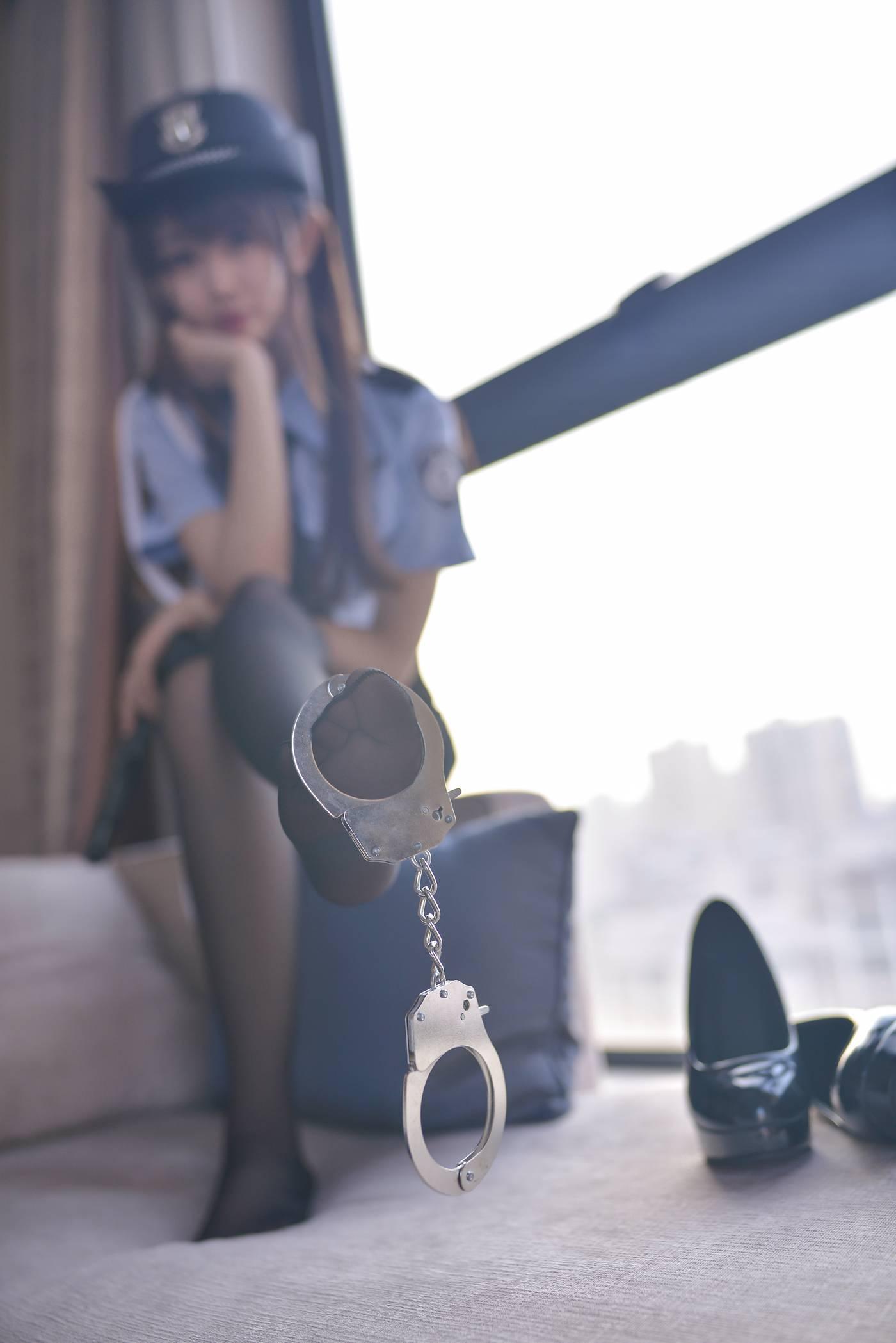 雪琪SAMA – Vol.05 女警 [49P]插图5