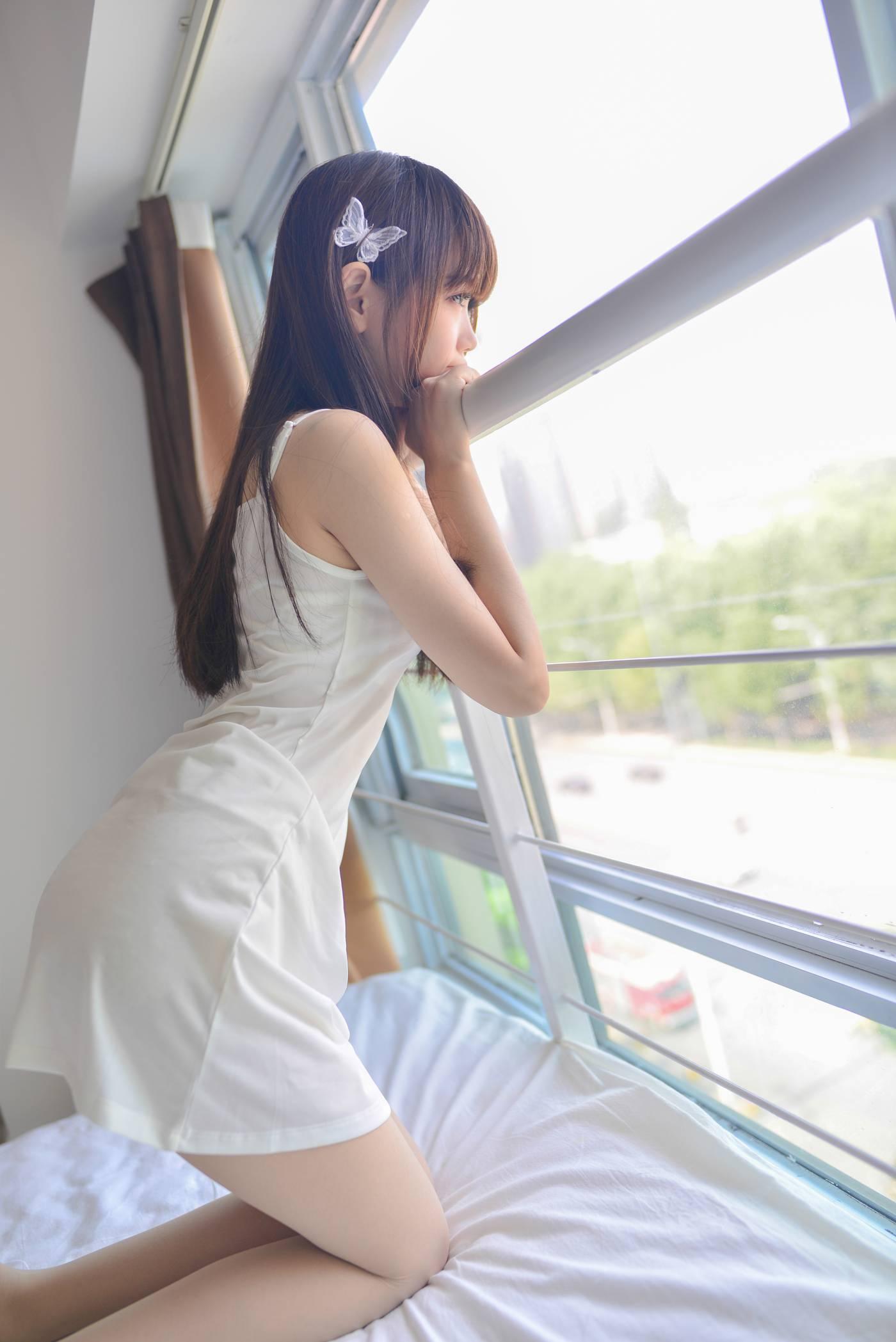 雪琪SAMA – NO.37 3号本 真爱限量版 -肉丝吊带裙[46P]插图4