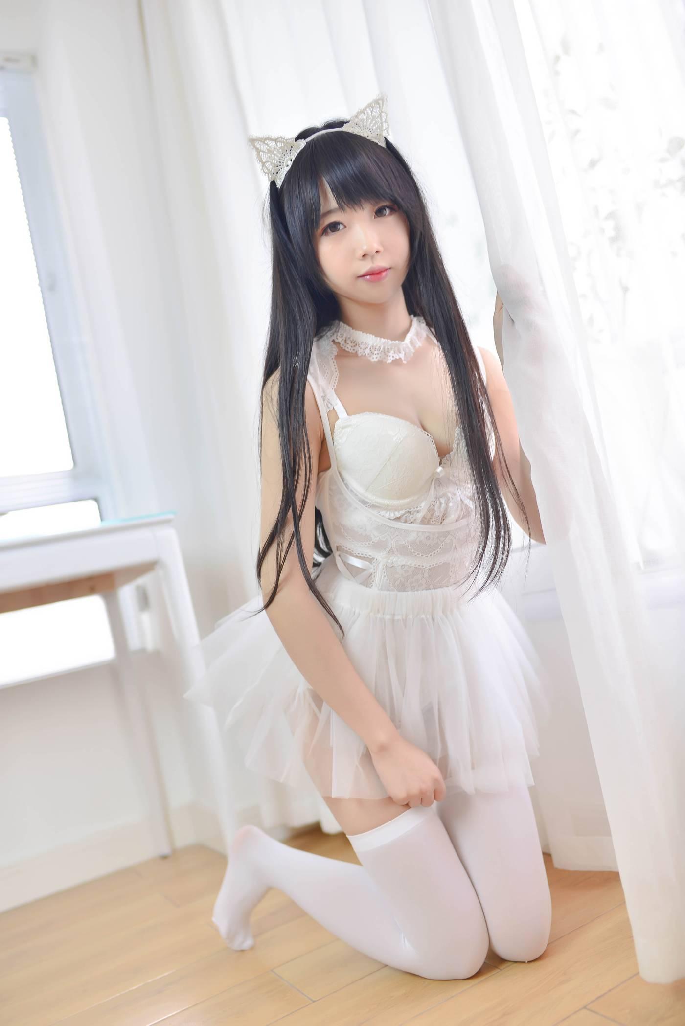 雪琪SAMA – NO.02 猫系少女白猫 -图片[31P]插图8