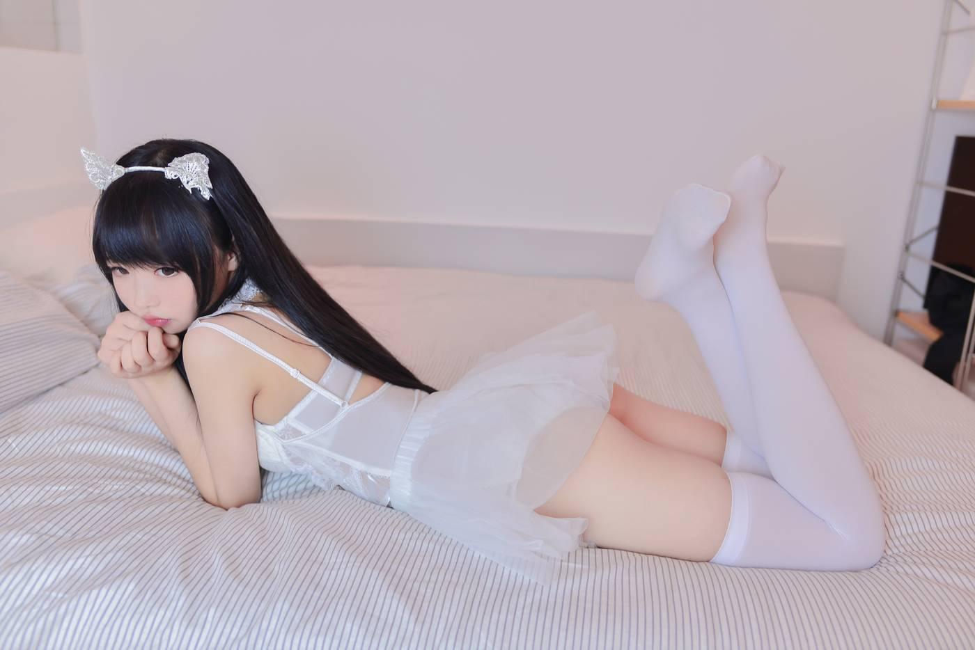 雪琪SAMA – NO.02 猫系少女白猫 -图片[31P]插图9