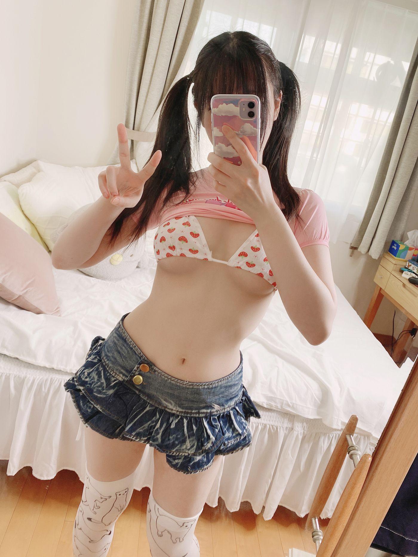 霜月shimo NO.050 fantia 10-12月会员合集(17期) -[2021-12] 女児服着てみた[16P]插图7