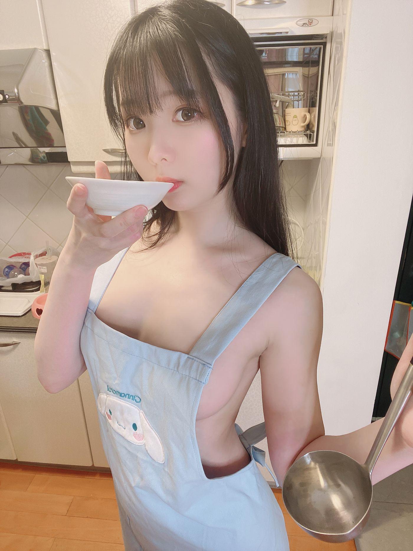 霜月shimo NO.050 fantia 10-12月会员合集(17期) -[2021-11] 裸エプロン__━(___)━![13P]插图9